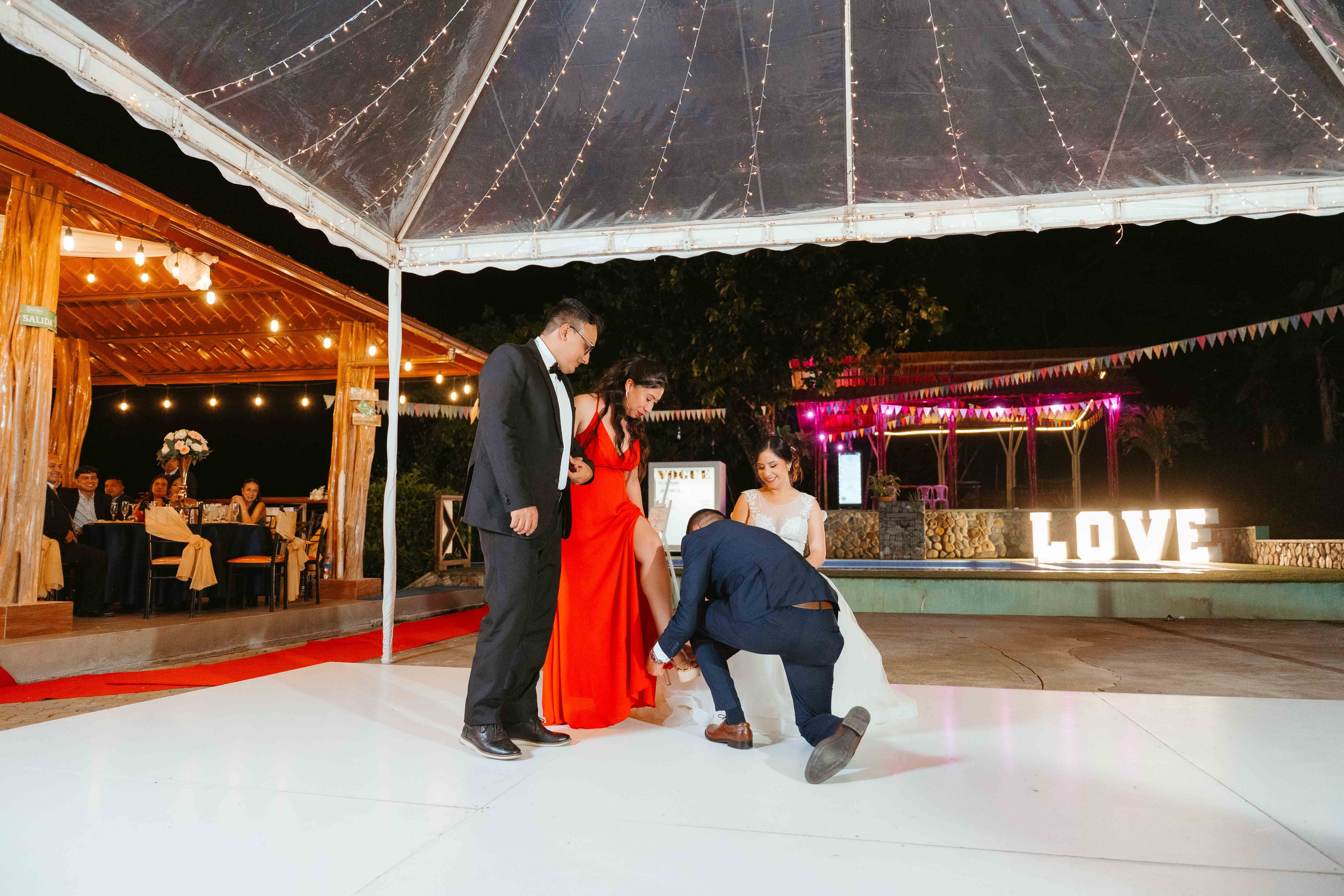 Jennifer y Vladimir. Fotógrafo de bodas en Loja Ecuador | Piero Alvarez PH
