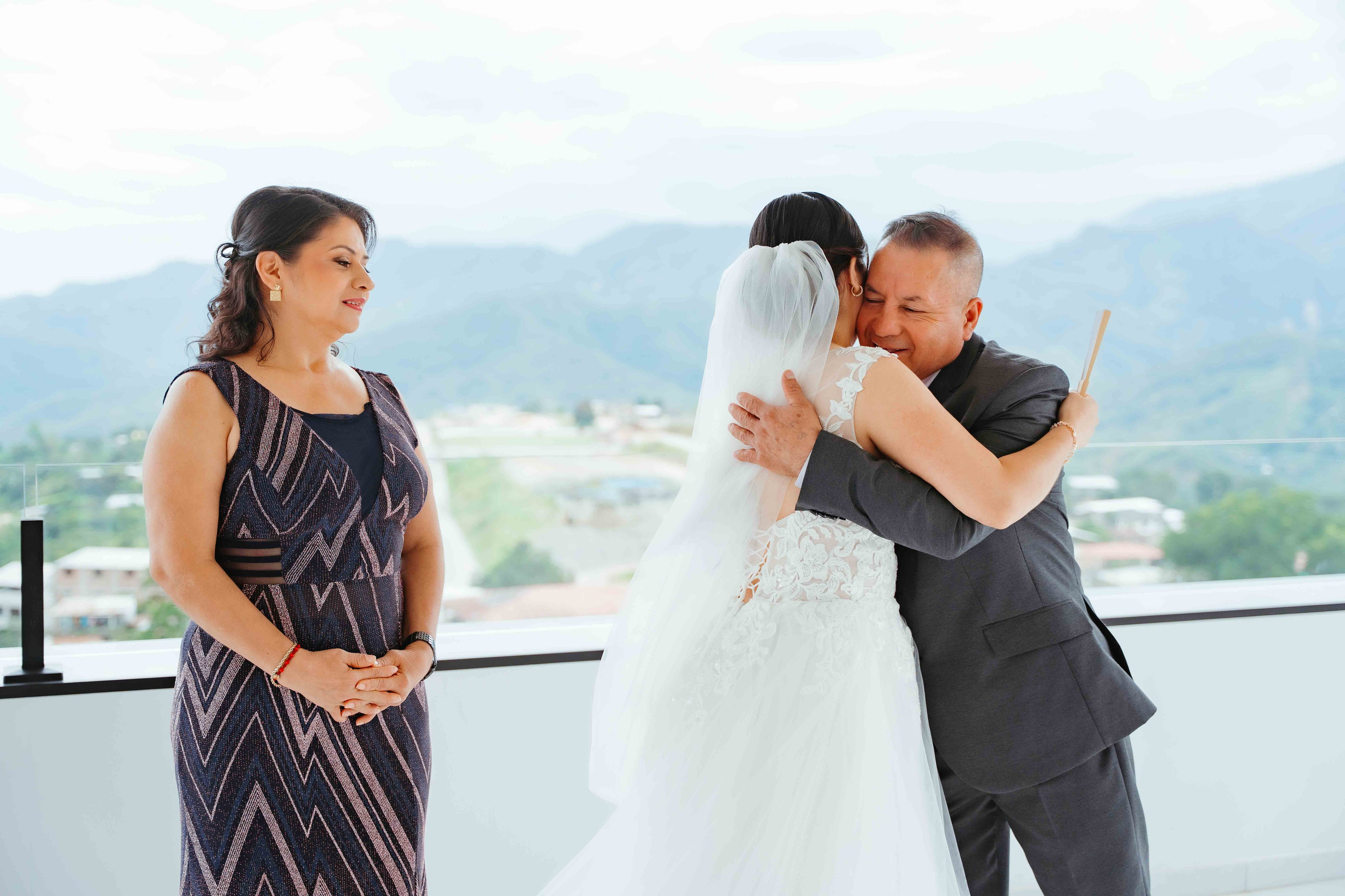 Jennifer y Vladimir. Fotógrafo de bodas en Loja Ecuador | Piero Alvarez PH