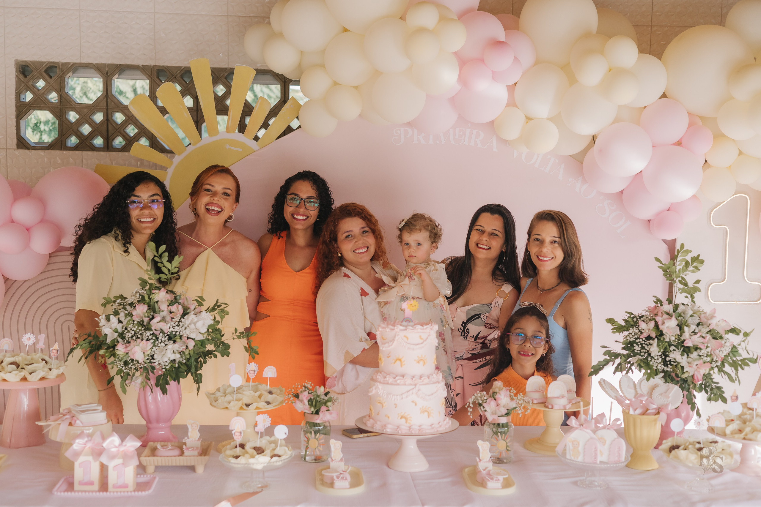 Aurora — 1 ano. Fotógrafo Richard Silvestre — Casamentos na Bahia