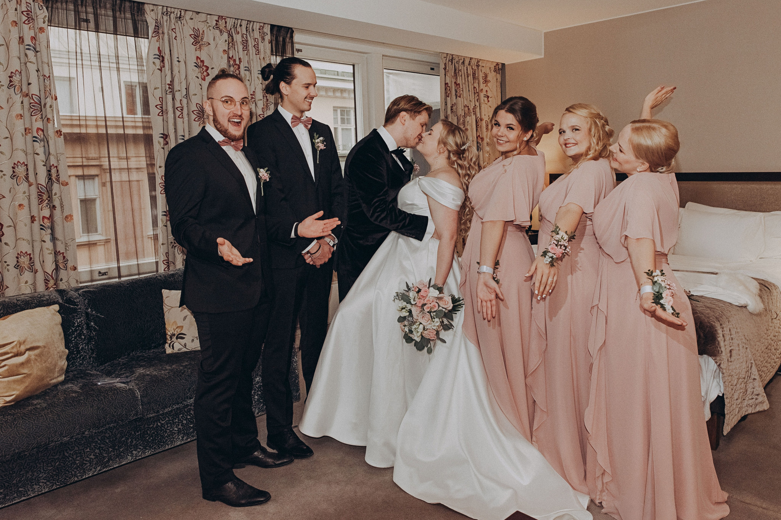 Wedding photography. Aigul Photography — wedding, newborn, and family photographer