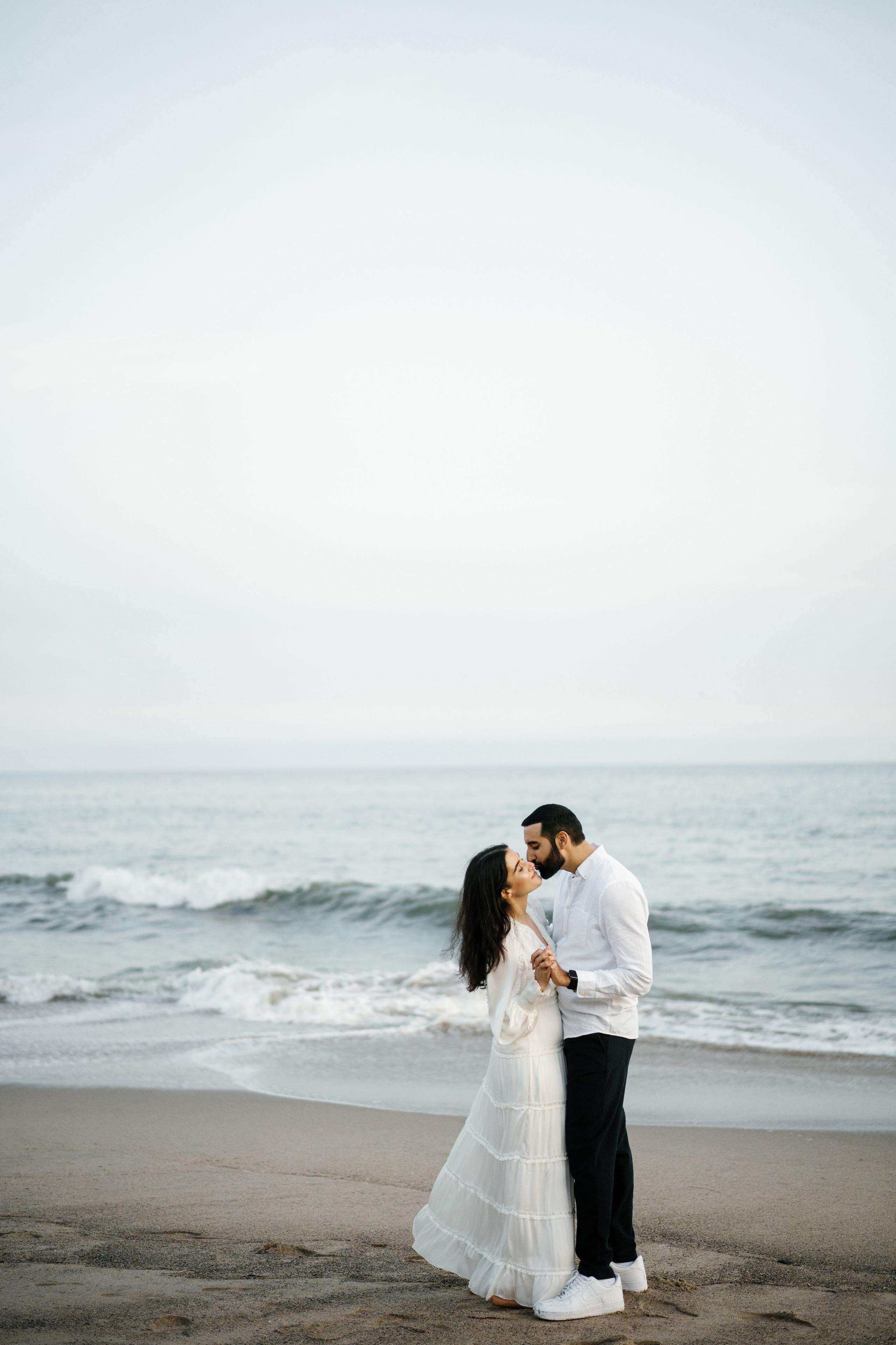 Santa Monica Sunset Engagement Photoshoot. Wedding Photography & Videography Team in California, Los Angeles, San Francisco, San Diego and Travel