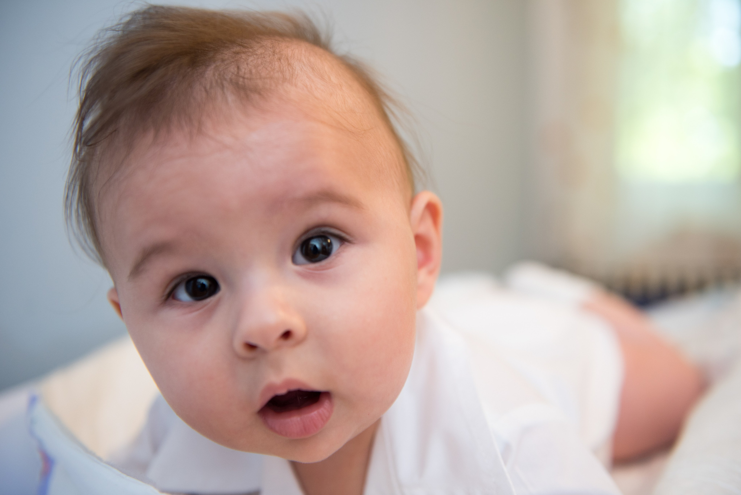 Christening photographer, photo session at home, baby photos, professional baptism photographer Bucharest, family photo session, baby photo session, baptism photos at home, baby preparation photos, baby baptism, baptism customs, baptism photographer, baptism photo offer, professional photographer Bucharest, baptism.
