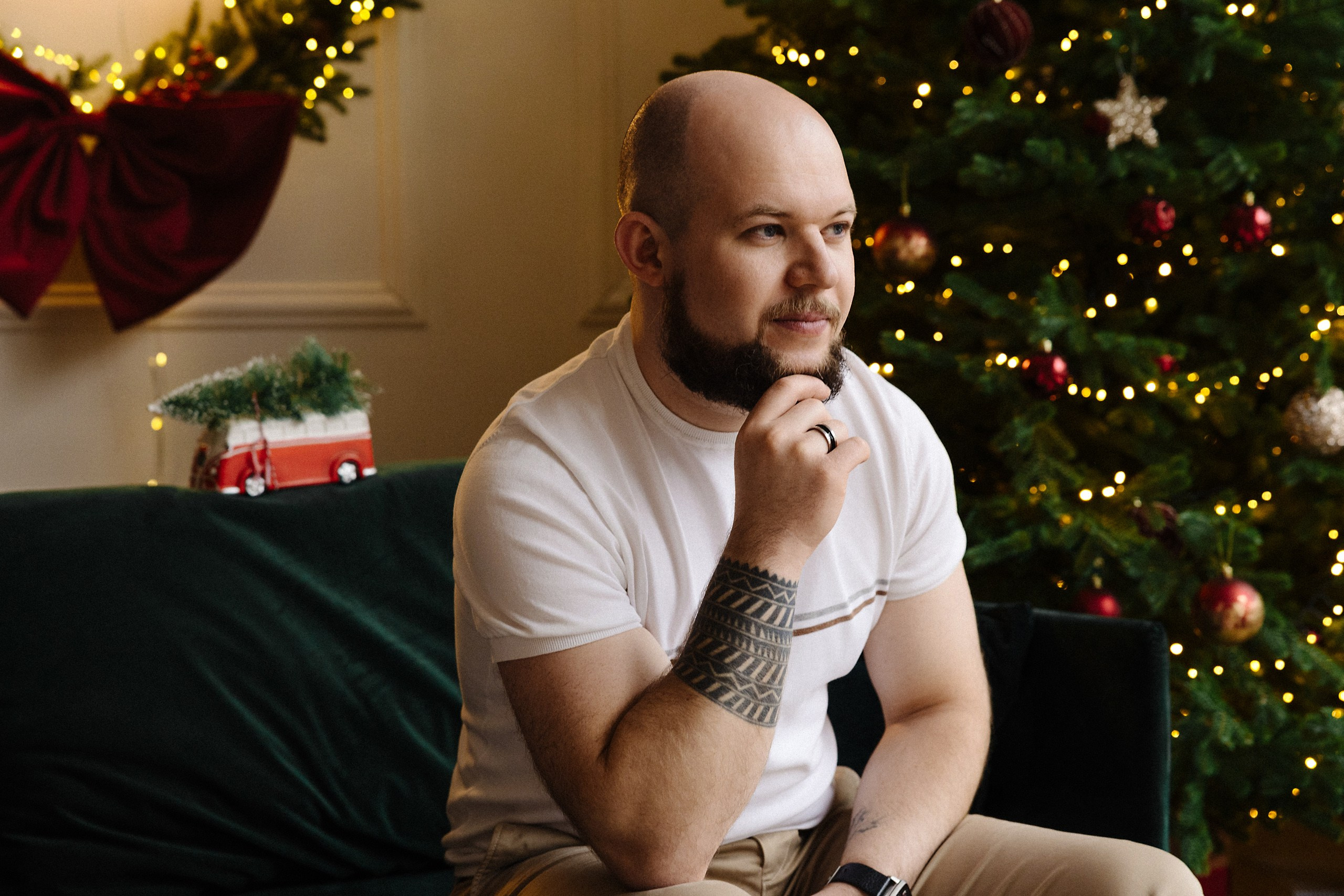 Christmas and New Year photo sessions in Riga, Latvia in studio. Evgeny Timofeyev | Wedding & Content photographer and videographer