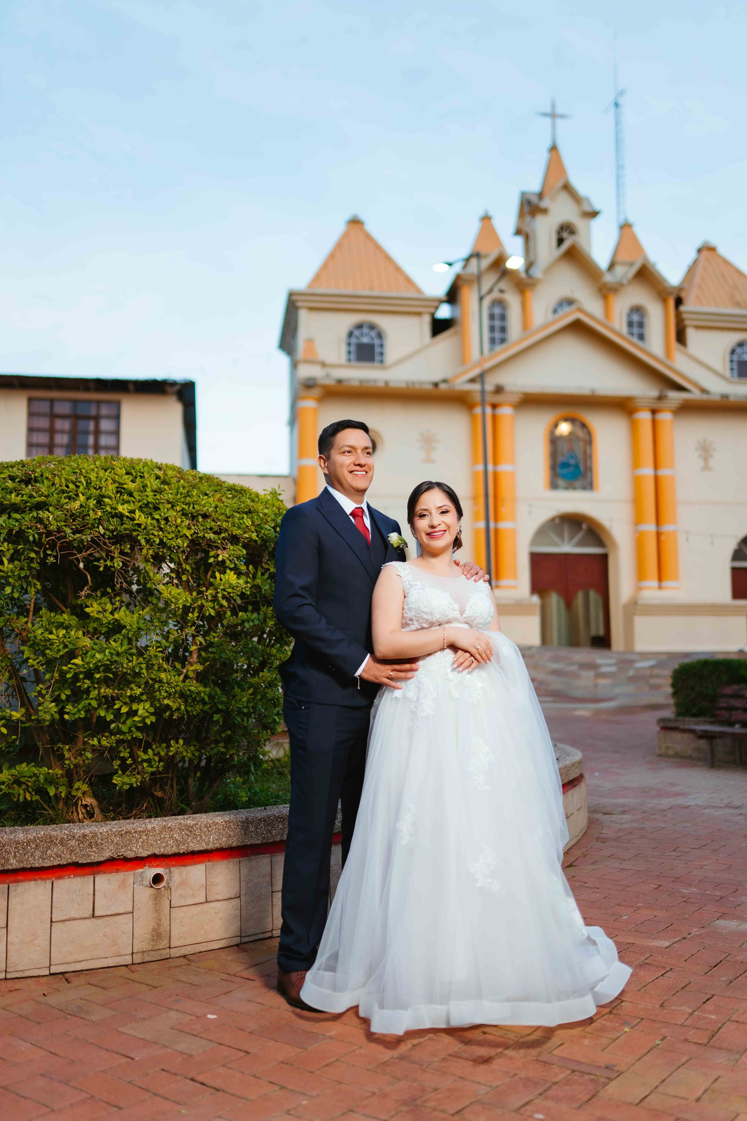 Jennifer y Vladimir. Fotógrafo de bodas en Loja Ecuador | Piero Alvarez PH