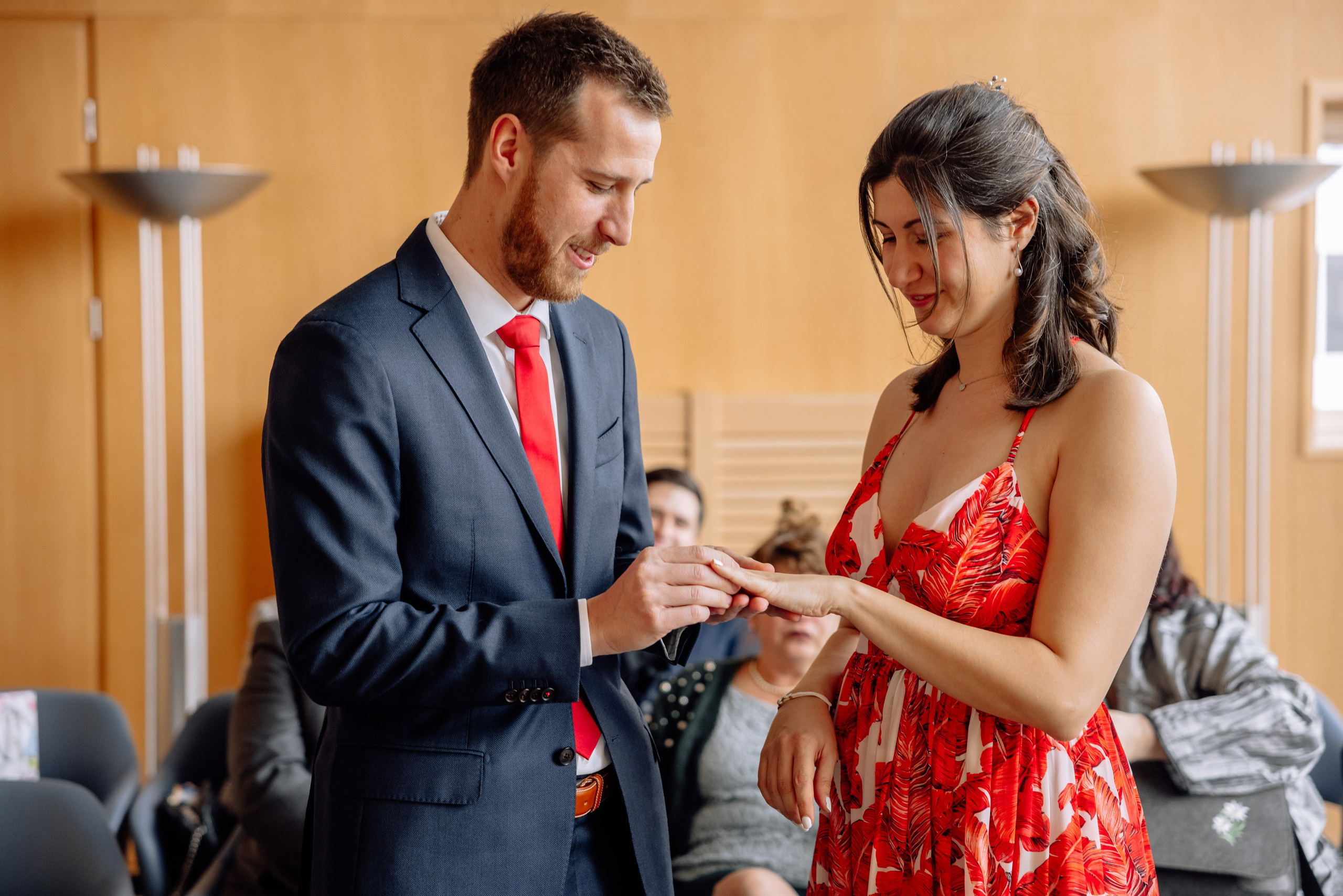 Warme Winterhochzeit in München - Standesamt Ruppertstraße. Hochzeitsfotograf München Taufe Familienfotograf Tanja Mauke