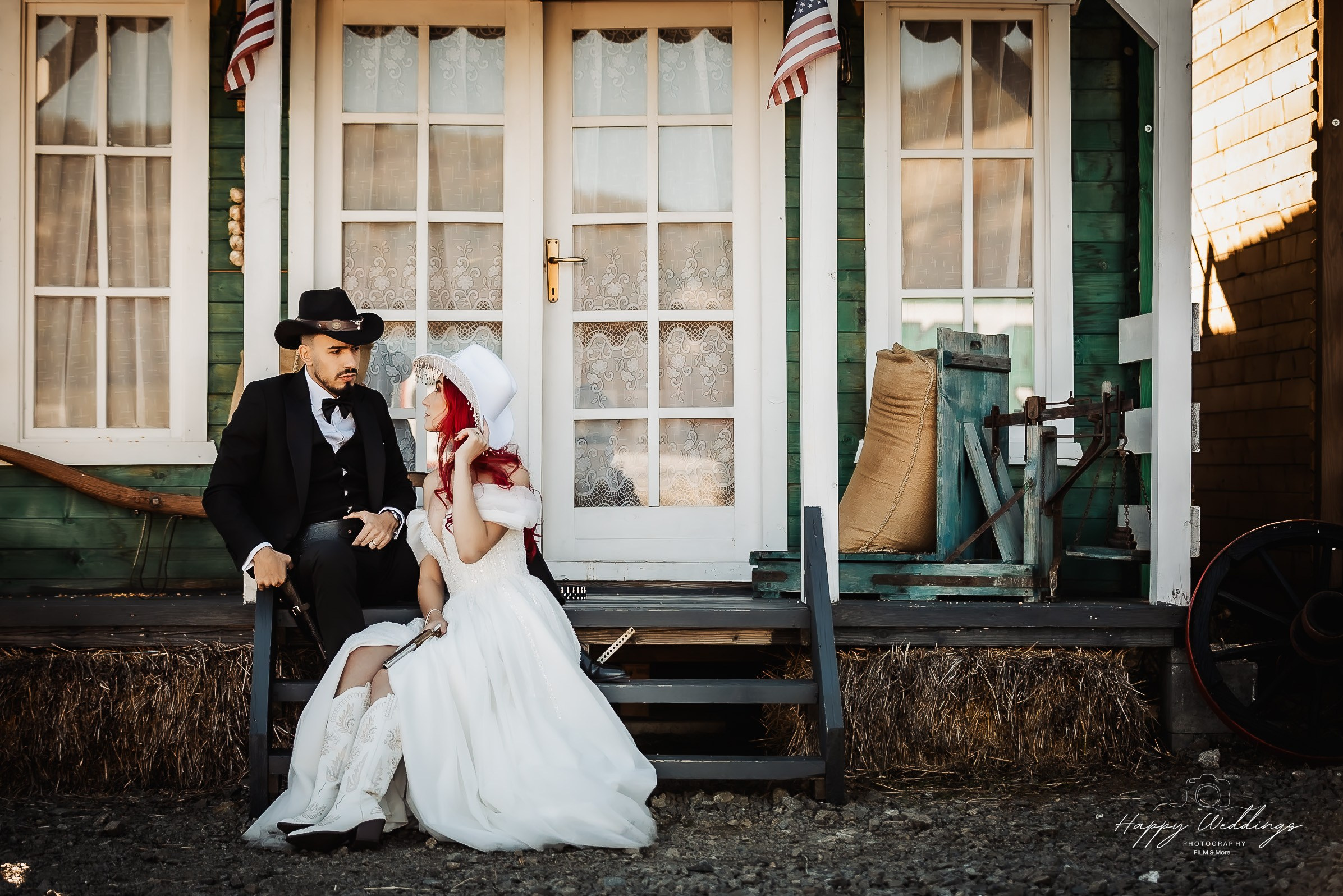 Like Bonnie & Clyde. Fotograf nuntă Bistrița | Fotograf botez & evenimente — Happy Weddings