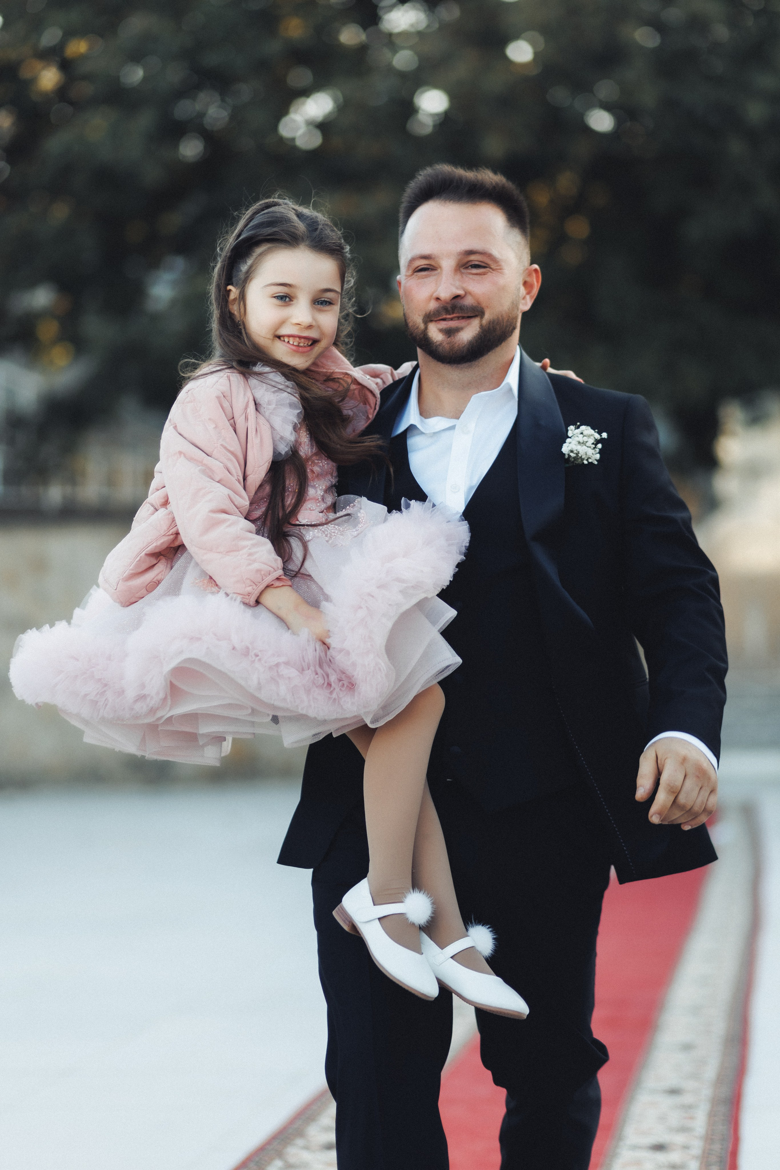 X & S. Fotograful evenimentului tău