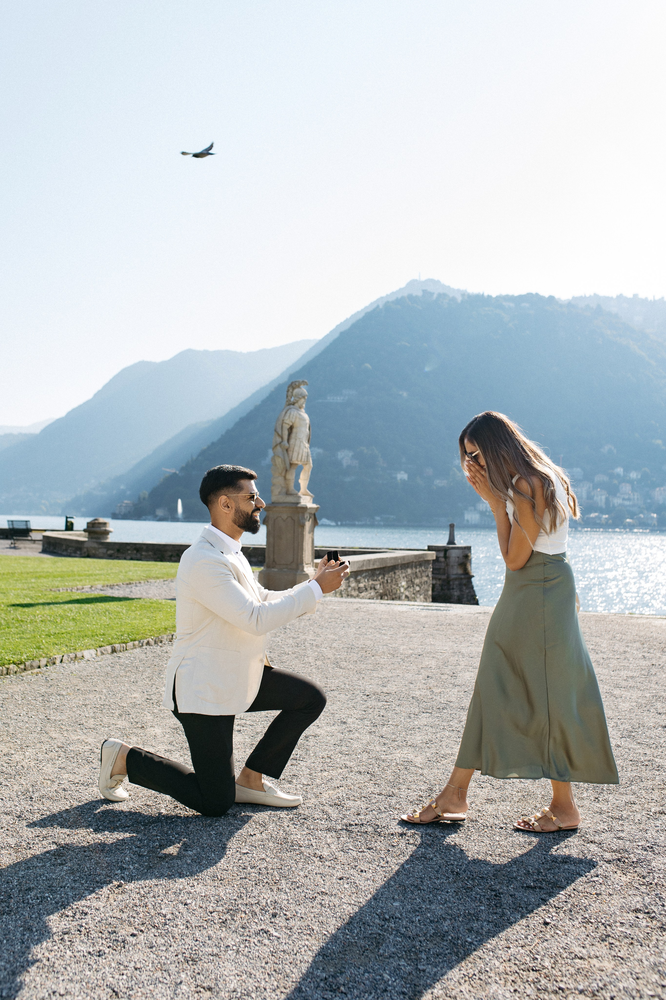 She said yes 💍. Wedding photographer in Italy