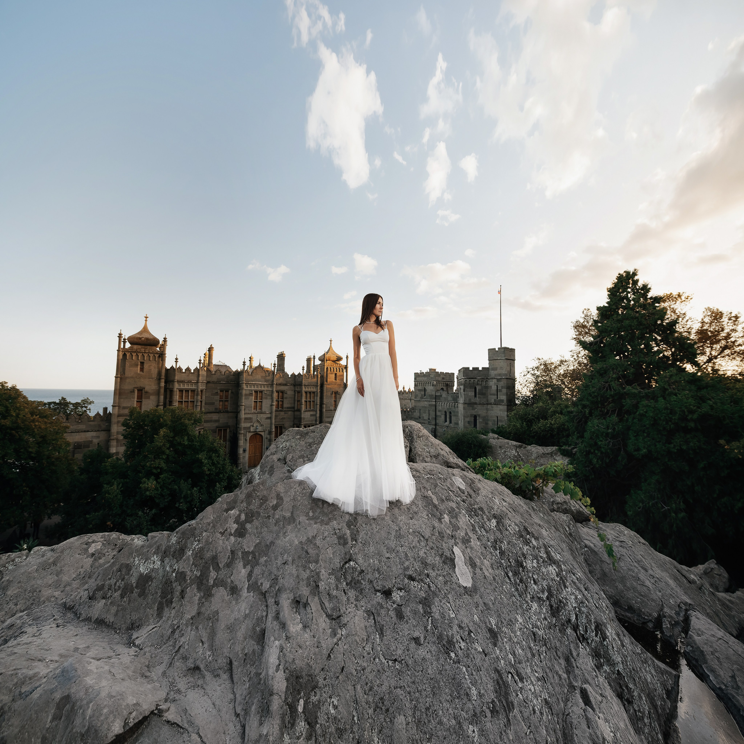 Dmitrii & Albina. Photographer Emil Nalbantov Professional photographer & retoucher