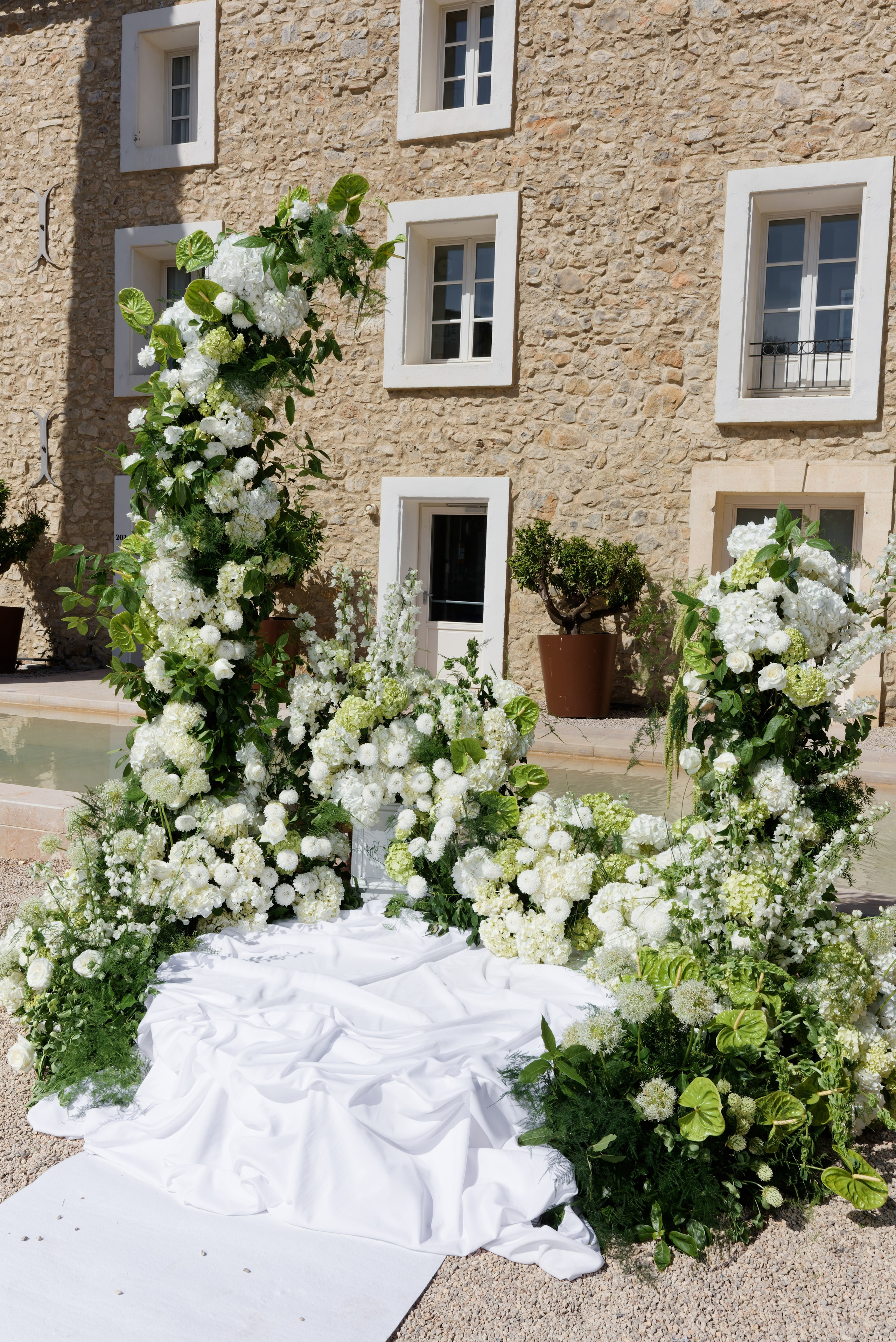 Wedding at Château L’Hospitalet in Narbonne, France. Destination Wedding Photographer — Nikita Burtsev