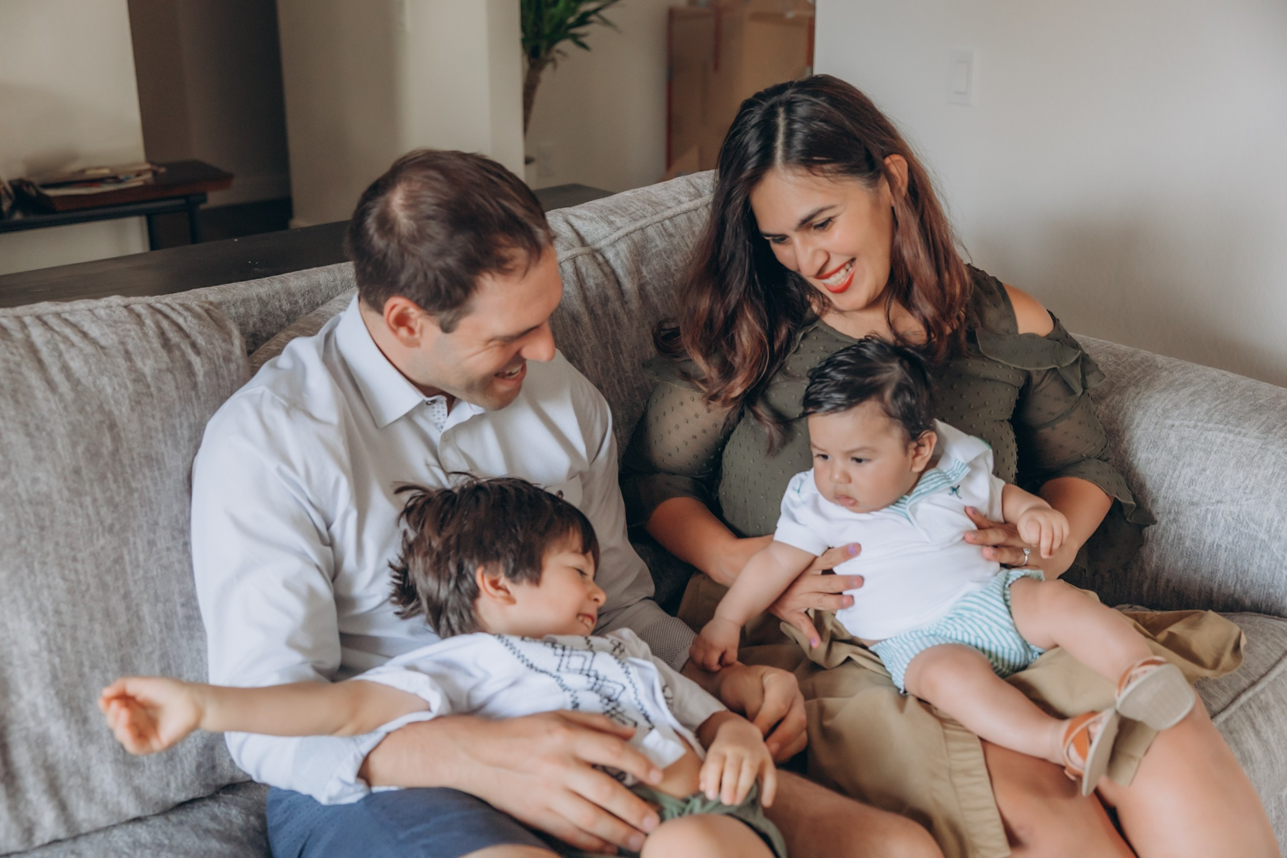 Newborn and family. Family and children’s lifestyle photographer Elena Tumanova