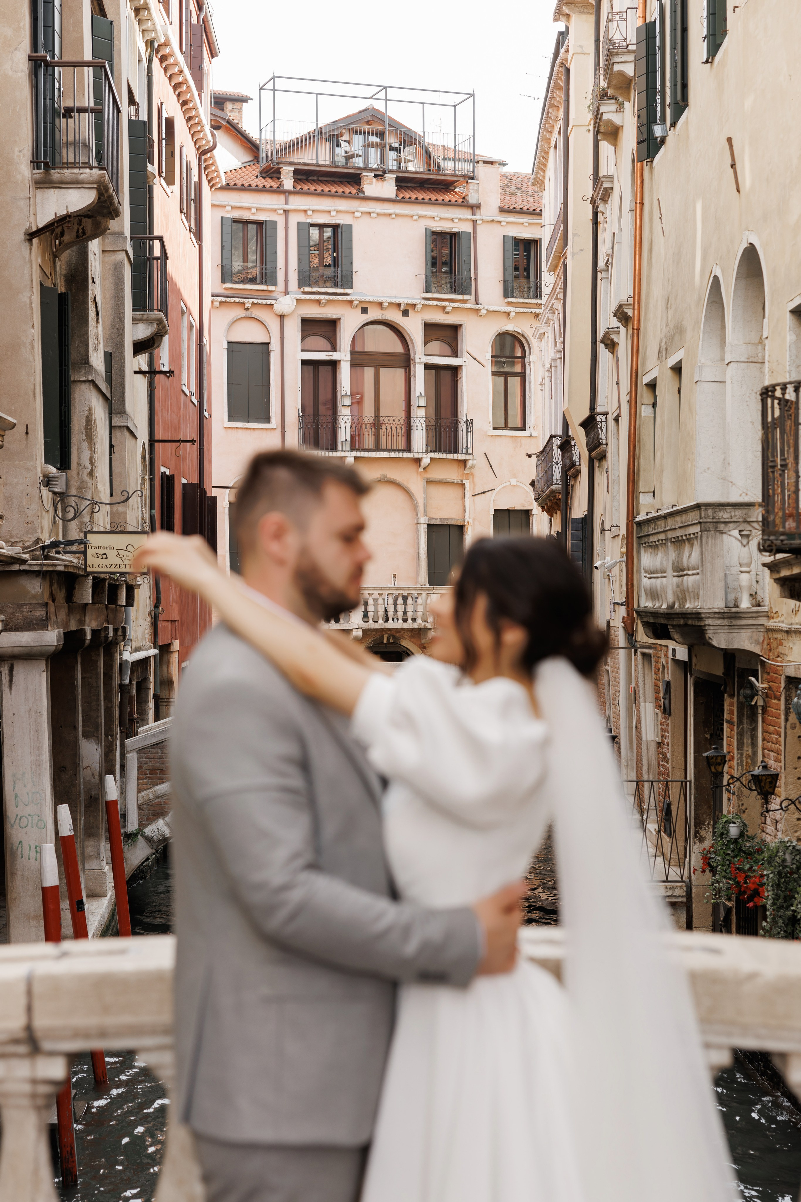 Wedding. Fotografo professionista specializzato in fotografia di matrimoni, cermonie ed eventi!