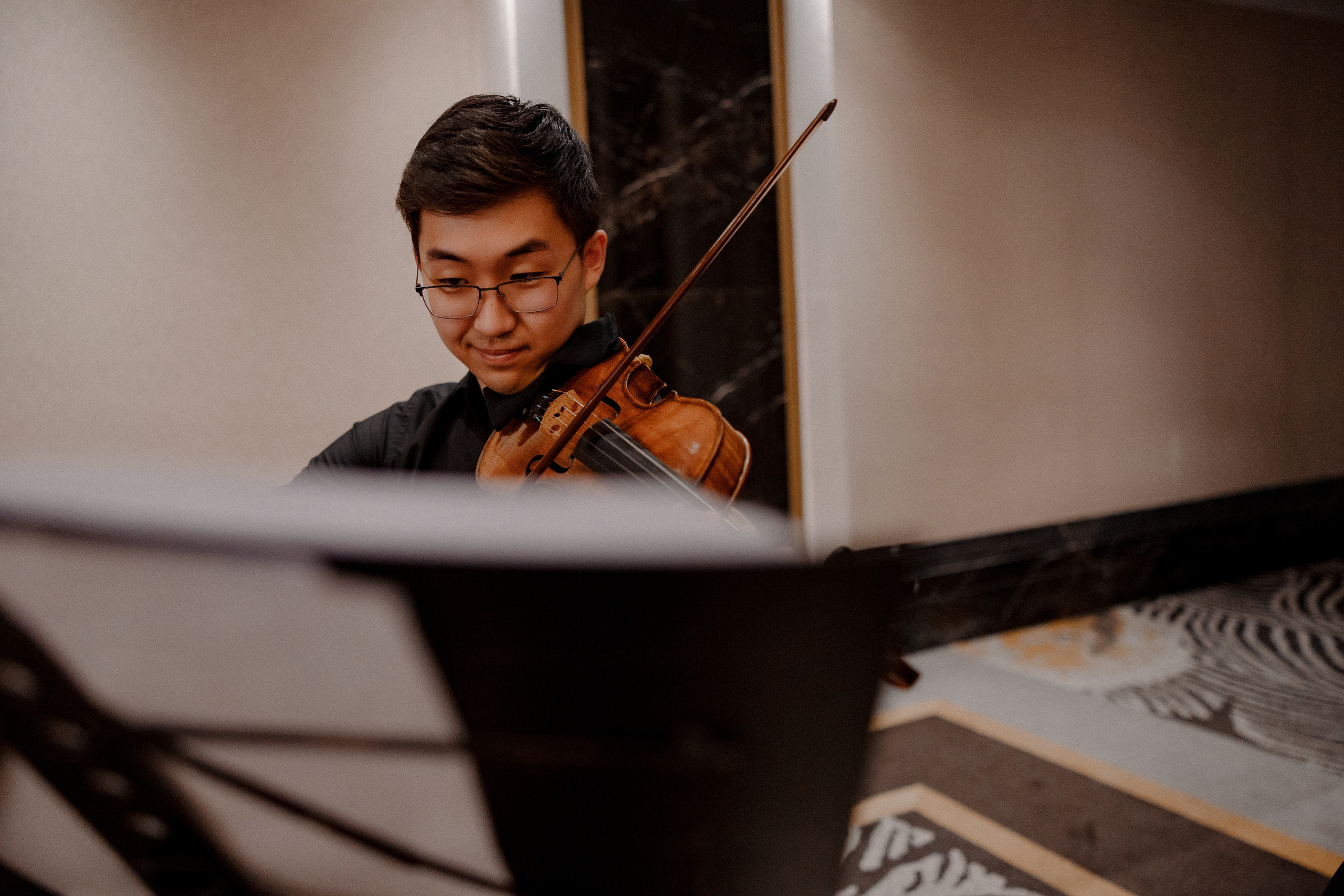 Concert Music of Ulan Asamudinov. Азимжан Нуритдинходжаев — свадебный фотограф