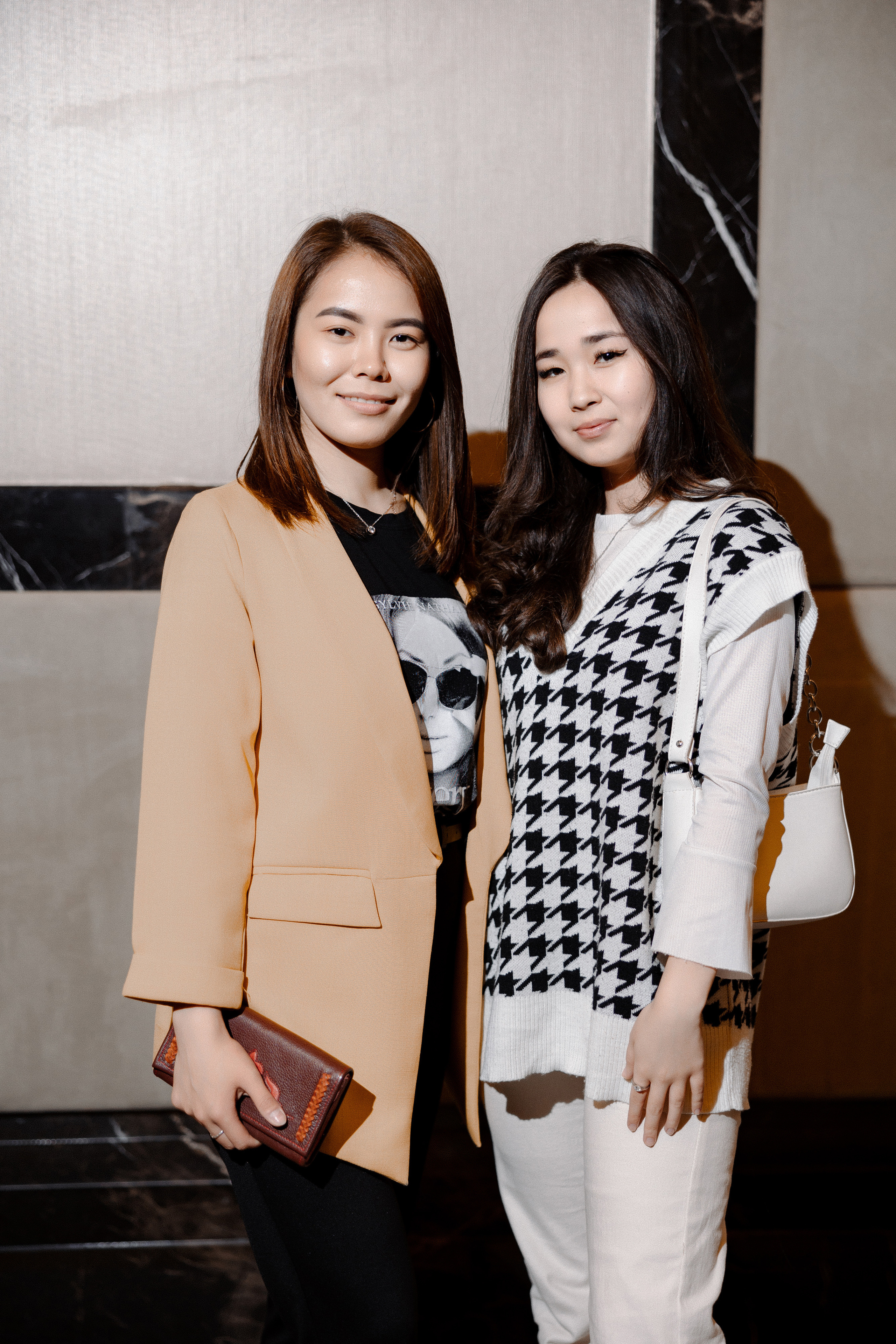 Concert Music of Ulan Asamudinov. Азимжан Нуритдинходжаев — свадебный фотограф