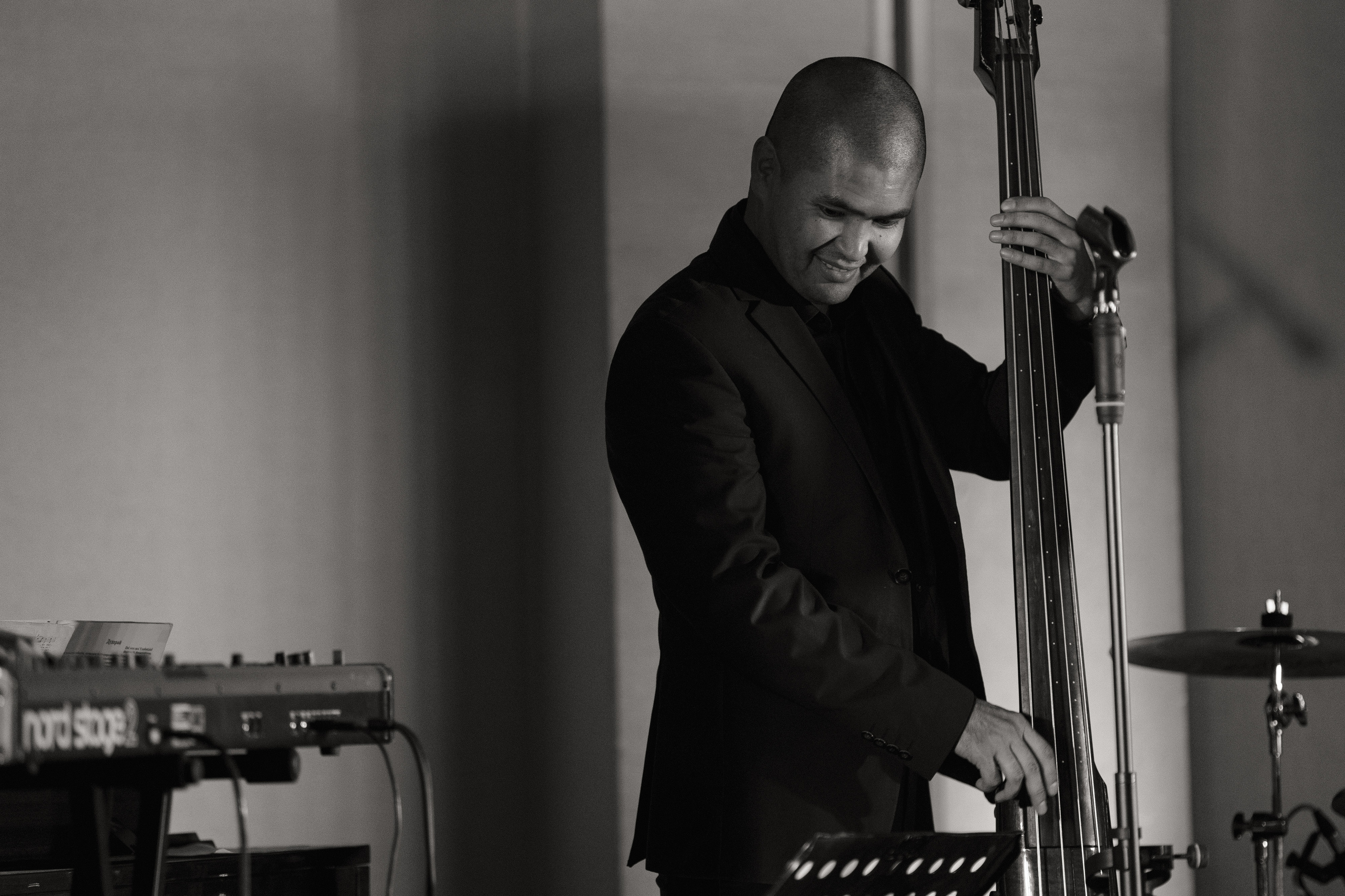 Concert Music of Ulan Asamudinov. Азимжан Нуритдинходжаев — свадебный фотограф