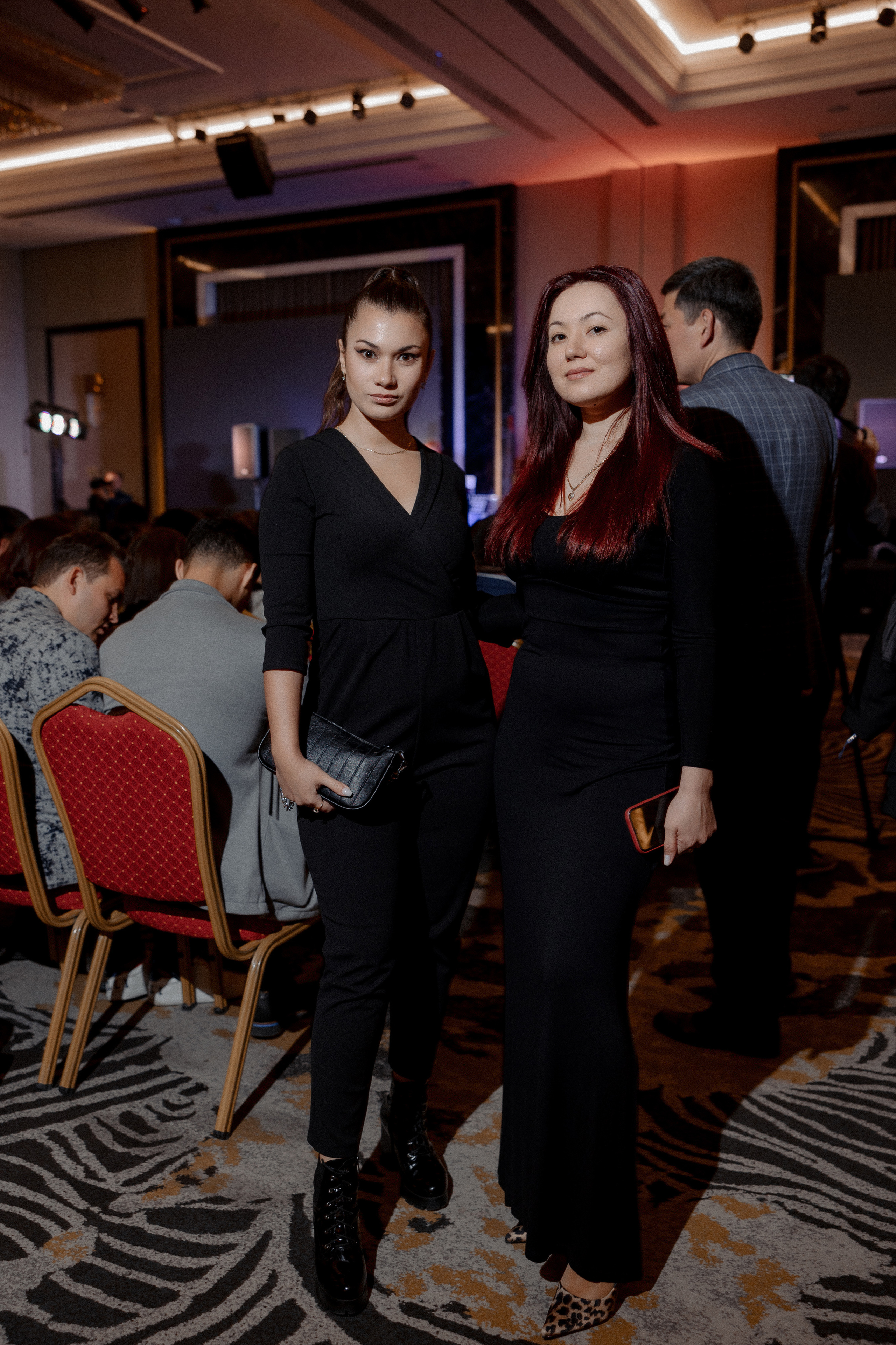 Concert Music of Ulan Asamudinov. Азимжан Нуритдинходжаев — свадебный фотограф