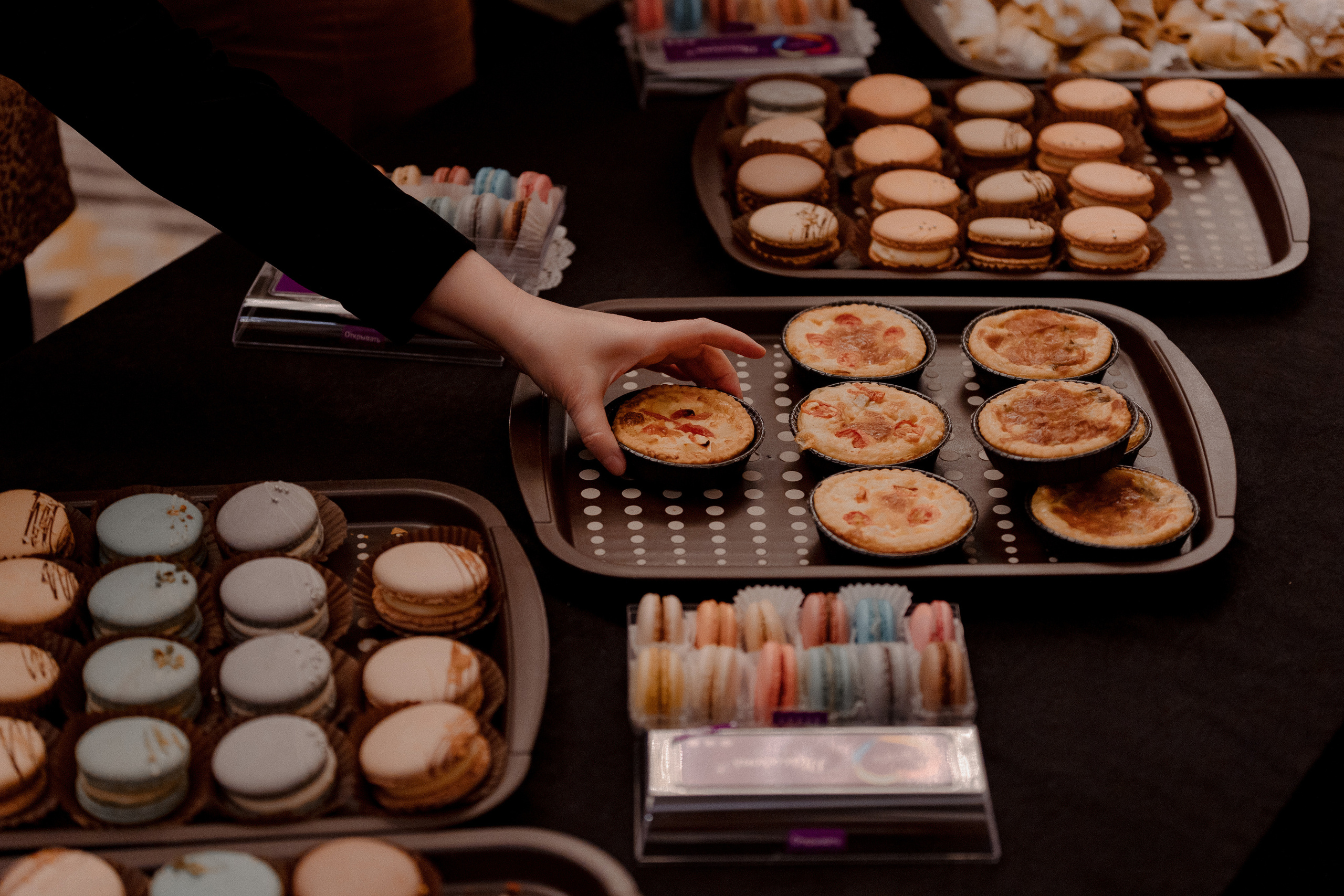 Concert Music of Ulan Asamudinov. Азимжан Нуритдинходжаев — свадебный фотограф