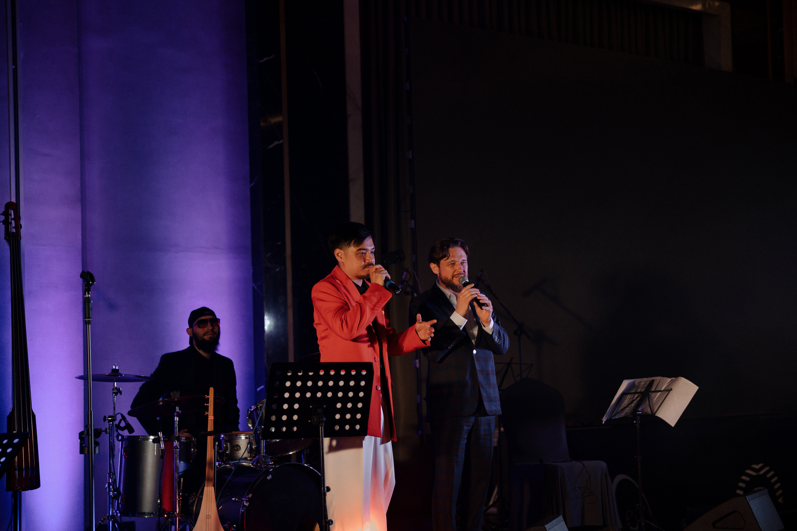 Concert Music of Ulan Asamudinov. Азимжан Нуритдинходжаев — свадебный фотограф