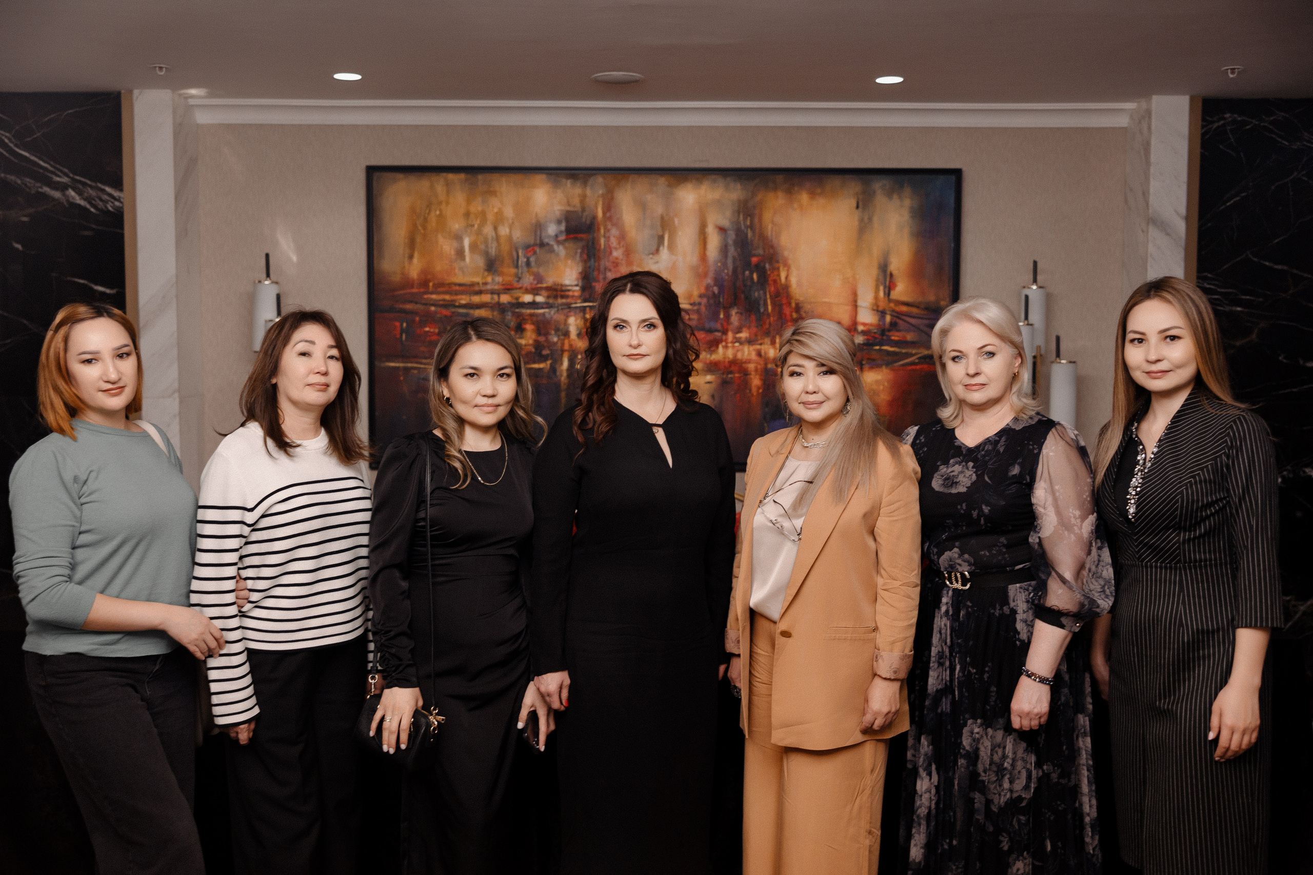 Concert Music of Ulan Asamudinov. Азимжан Нуритдинходжаев — свадебный фотограф