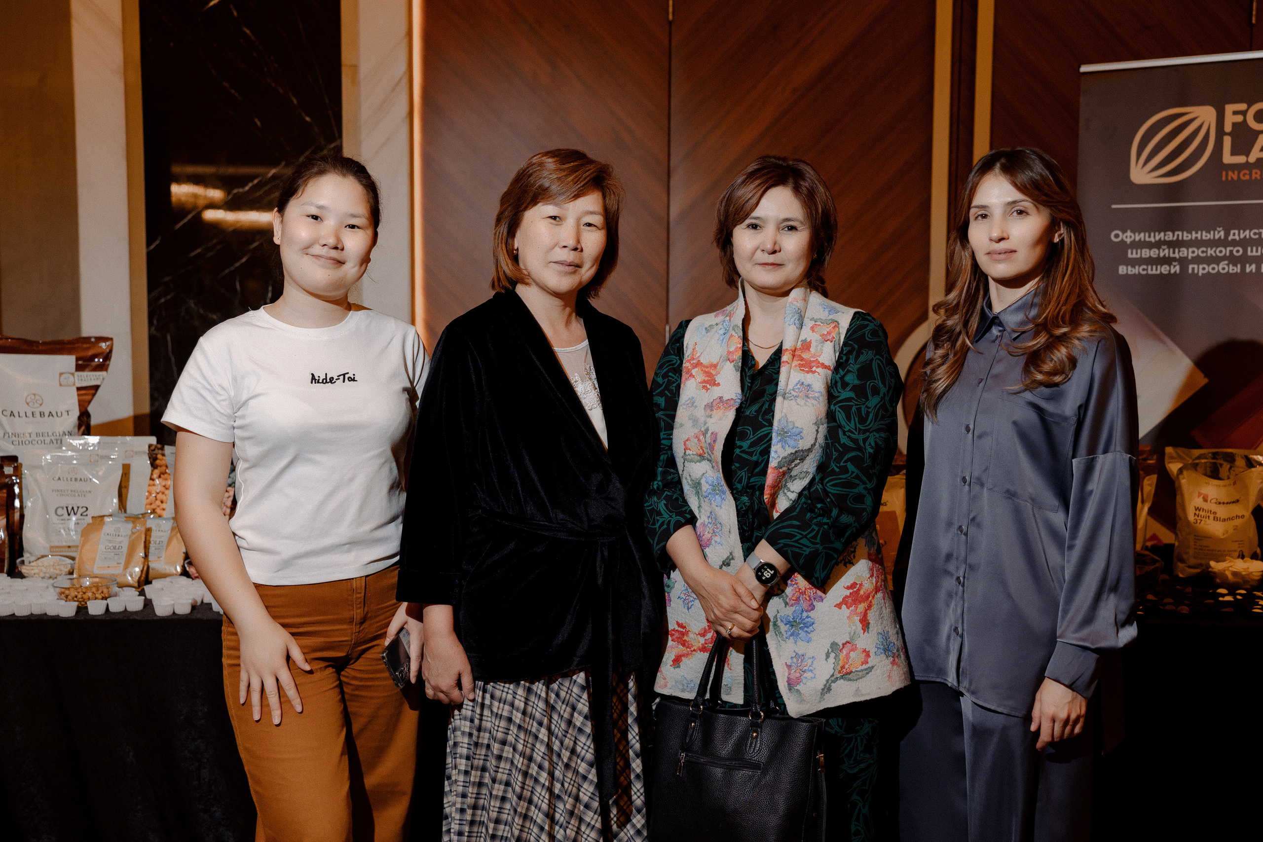 Concert Music of Ulan Asamudinov. Азимжан Нуритдинходжаев — свадебный фотограф