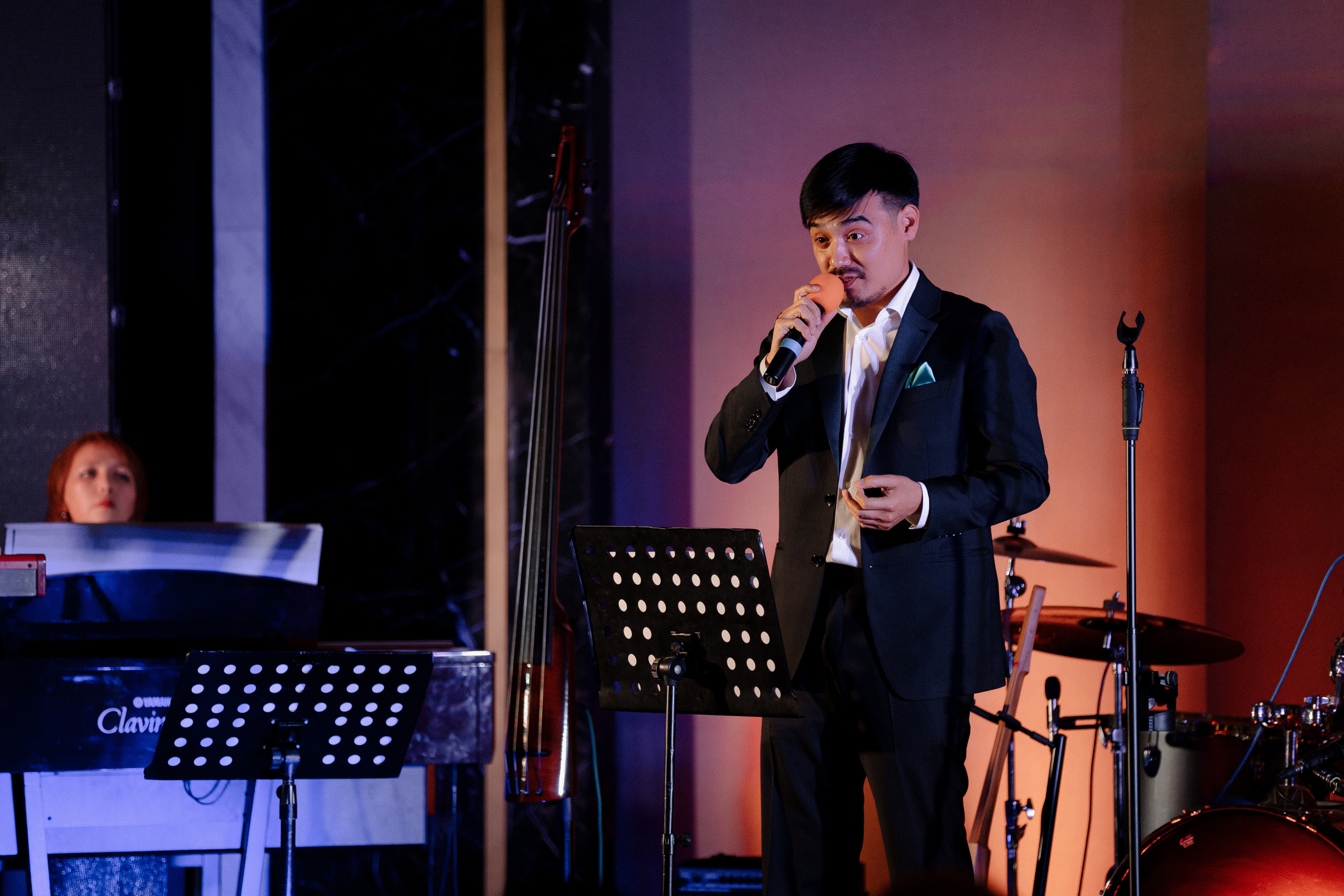 Concert Music of Ulan Asamudinov. Азимжан Нуритдинходжаев — свадебный фотограф