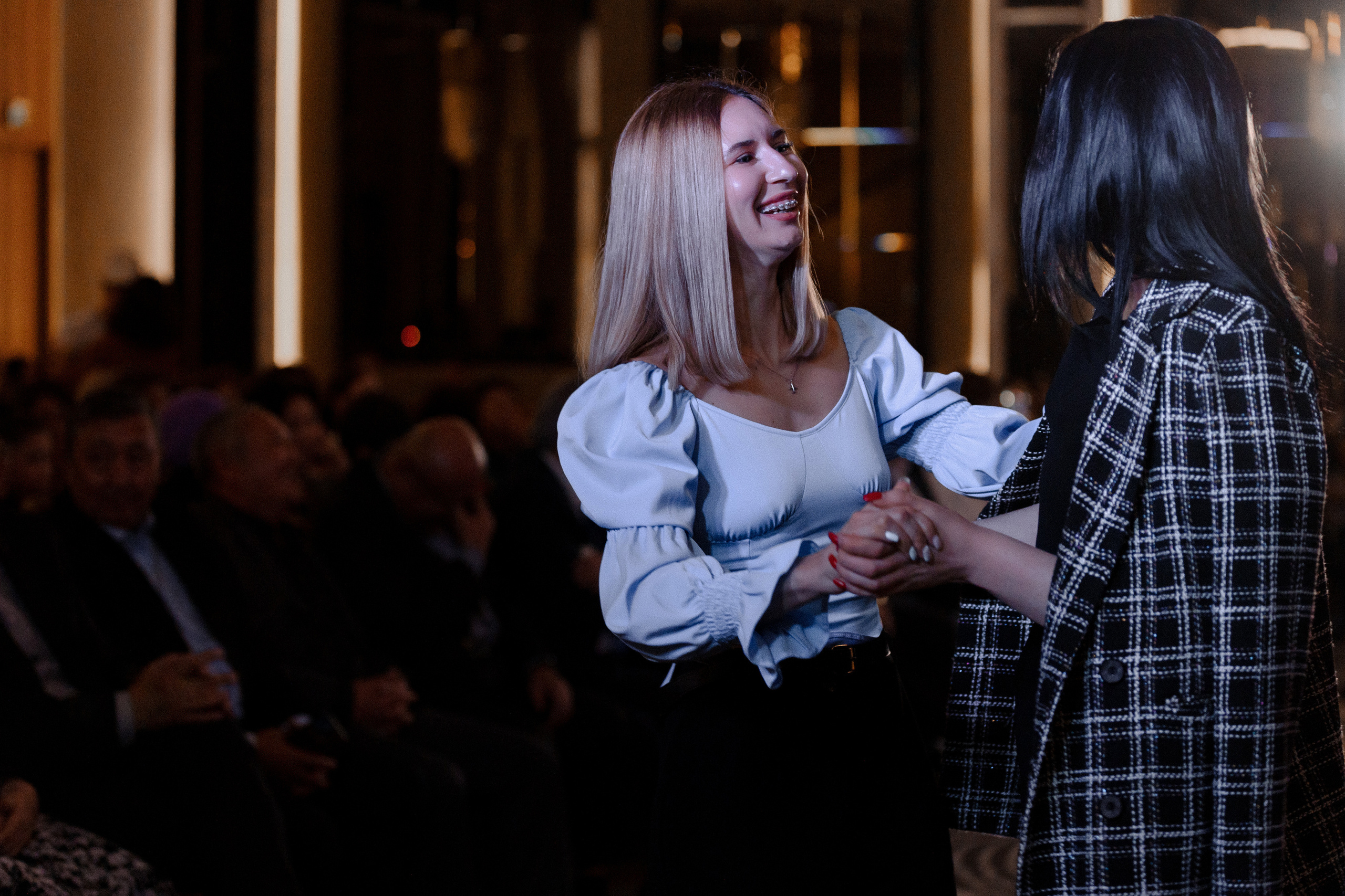 Concert Music of Ulan Asamudinov. Азимжан Нуритдинходжаев — свадебный фотограф