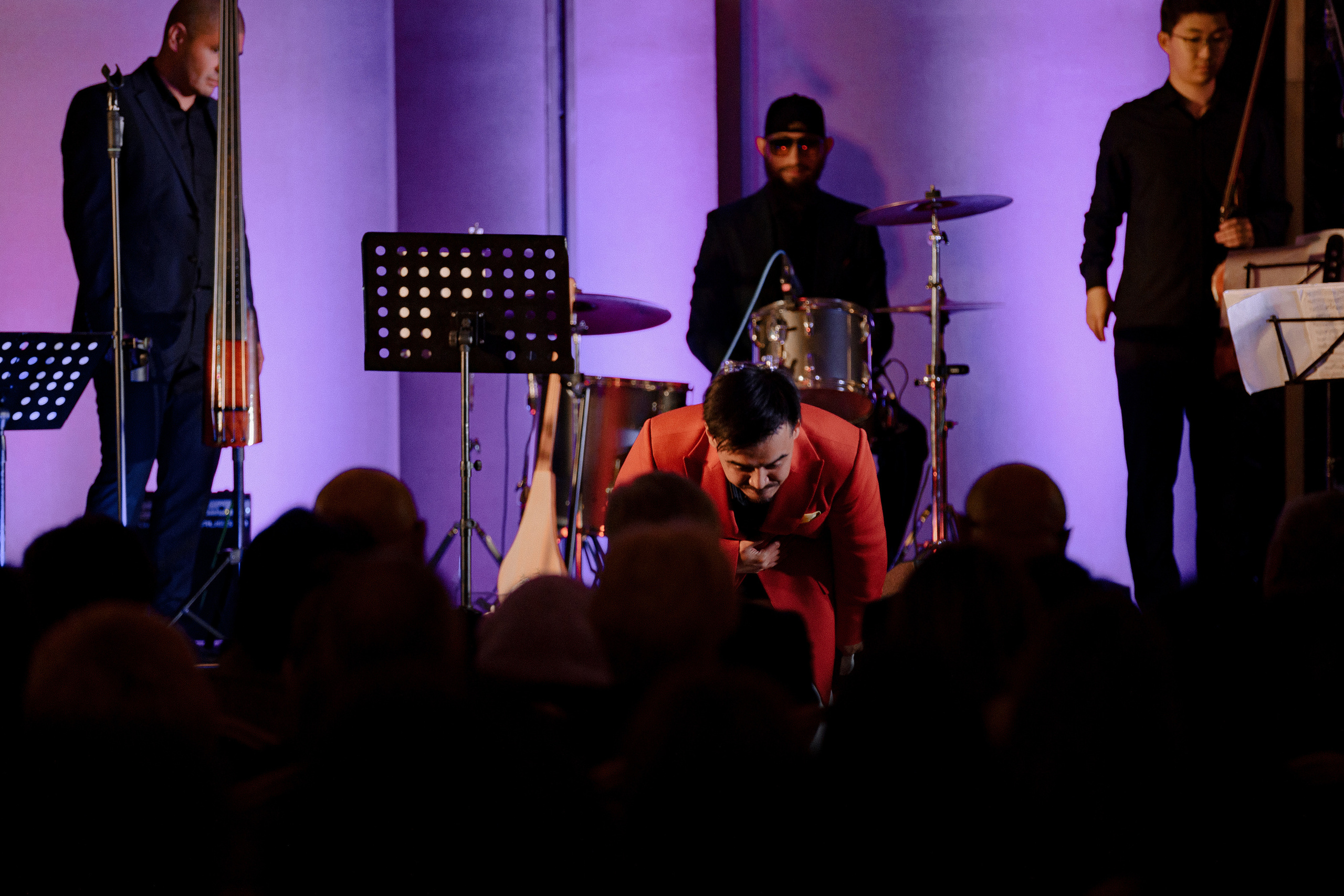 Concert Music of Ulan Asamudinov. Азимжан Нуритдинходжаев — свадебный фотограф