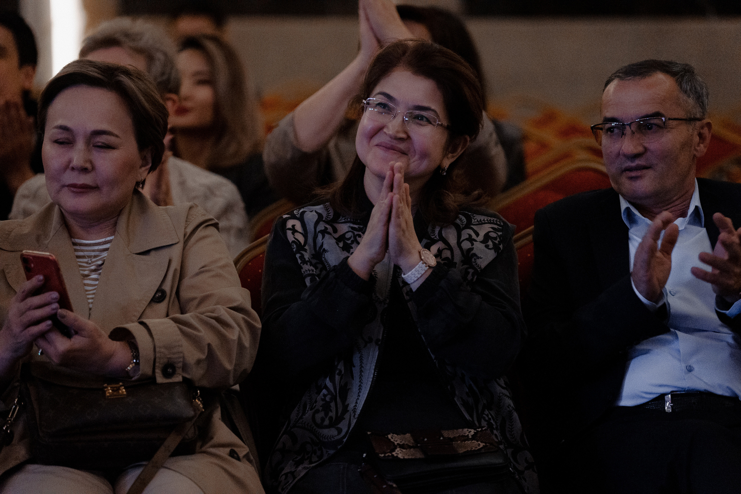 Concert Music of Ulan Asamudinov. Азимжан Нуритдинходжаев — свадебный фотограф