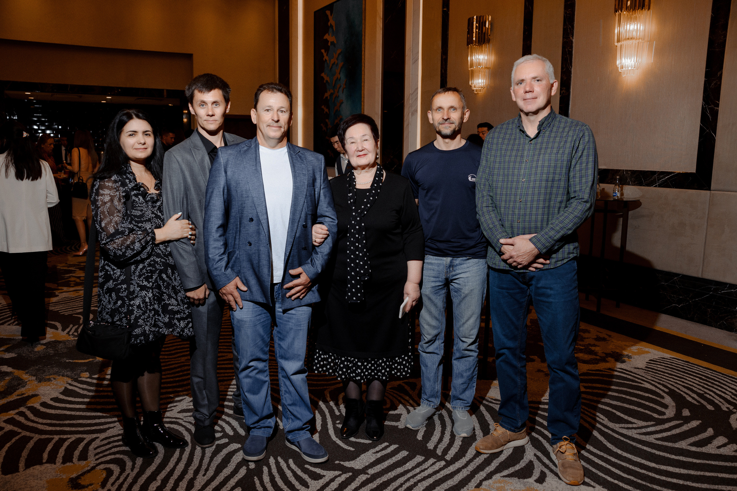 Concert Music of Ulan Asamudinov. Азимжан Нуритдинходжаев — свадебный фотограф