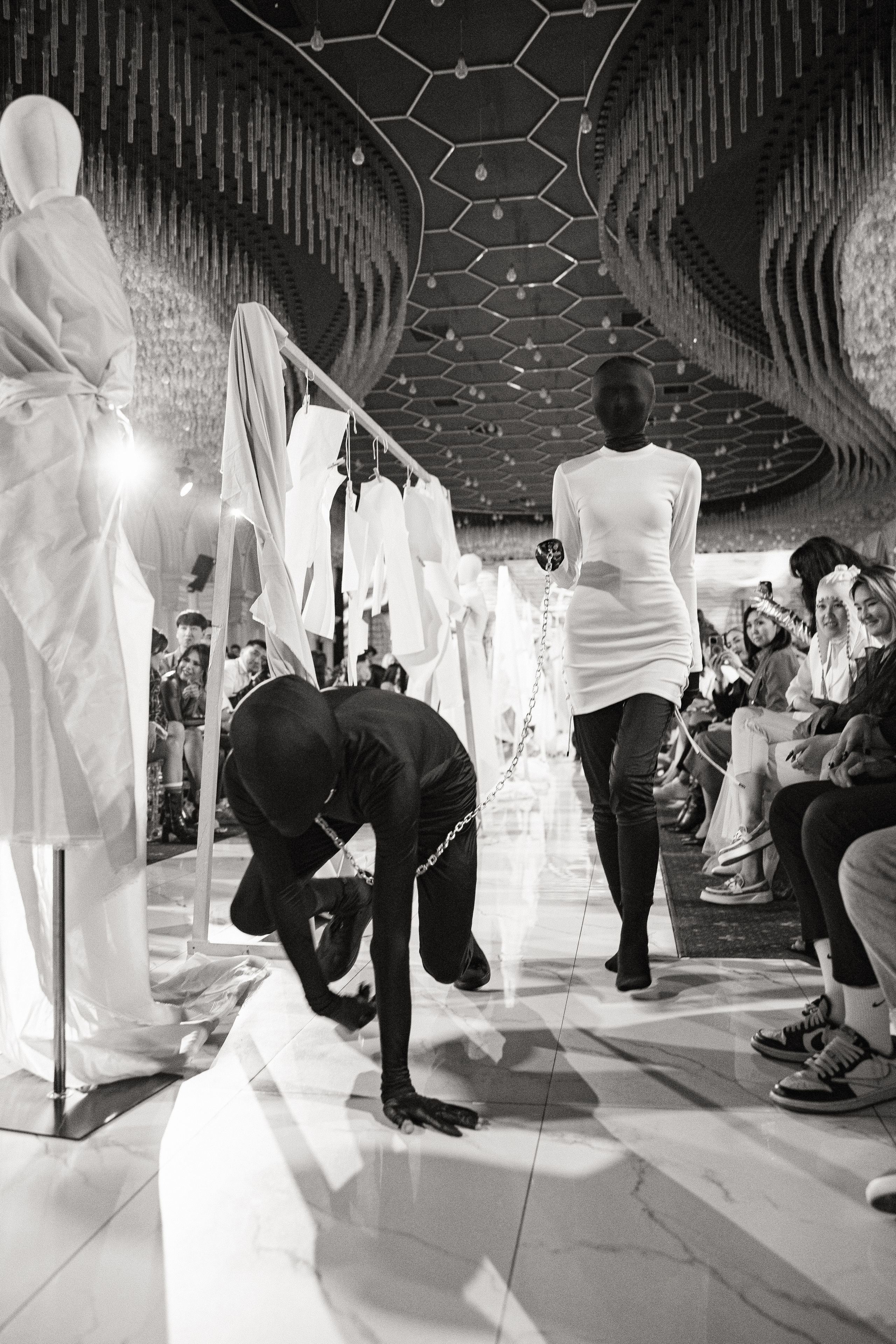 ATTENTION | Fashion Killa 2023. Азимжан Нуритдинходжаев — свадебный фотограф