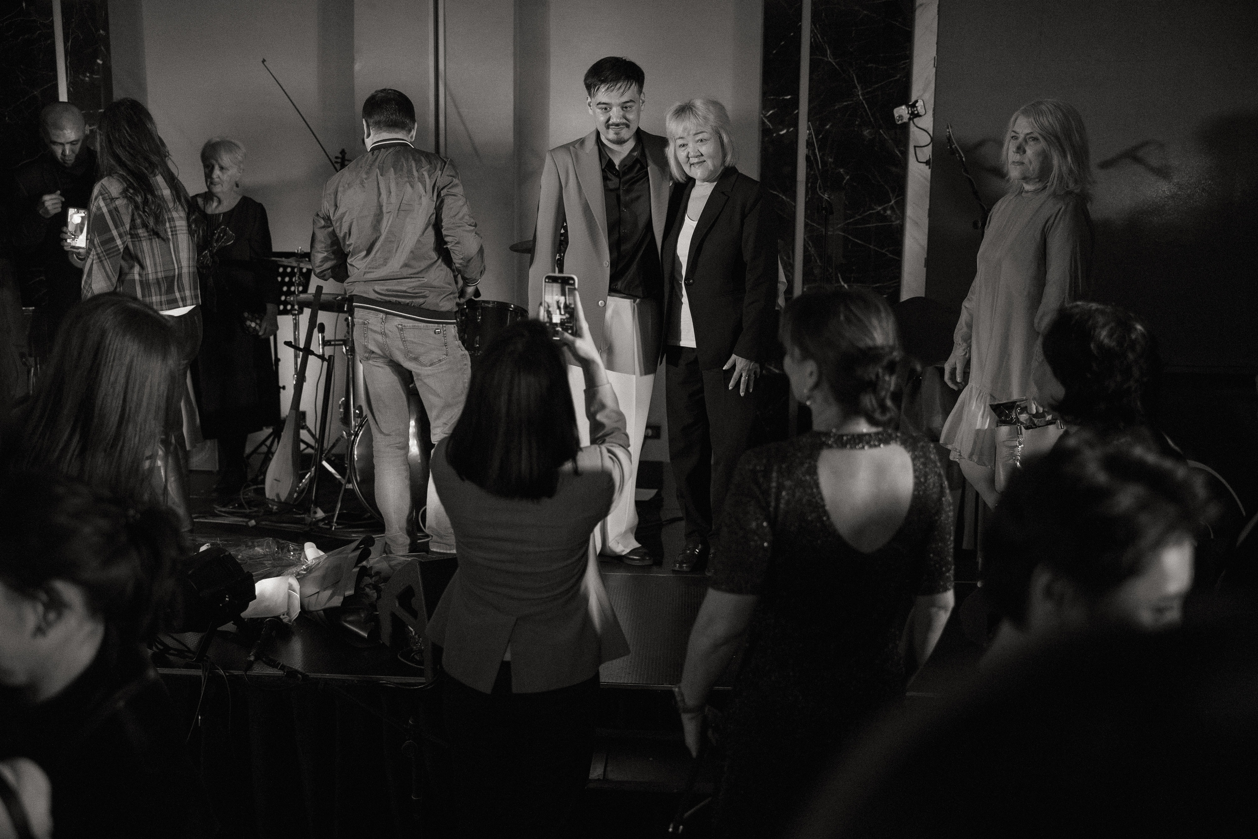 Concert Music of Ulan Asamudinov. Азимжан Нуритдинходжаев — свадебный фотограф