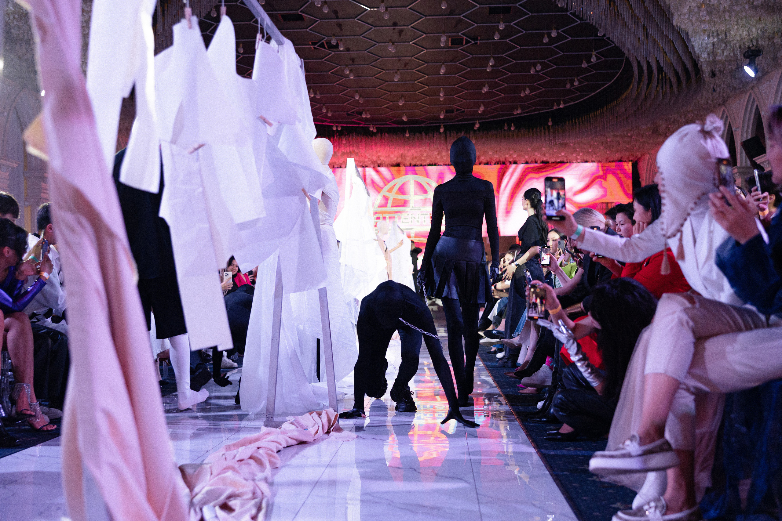 ATTENTION | Fashion Killa 2023. Азимжан Нуритдинходжаев — свадебный фотограф