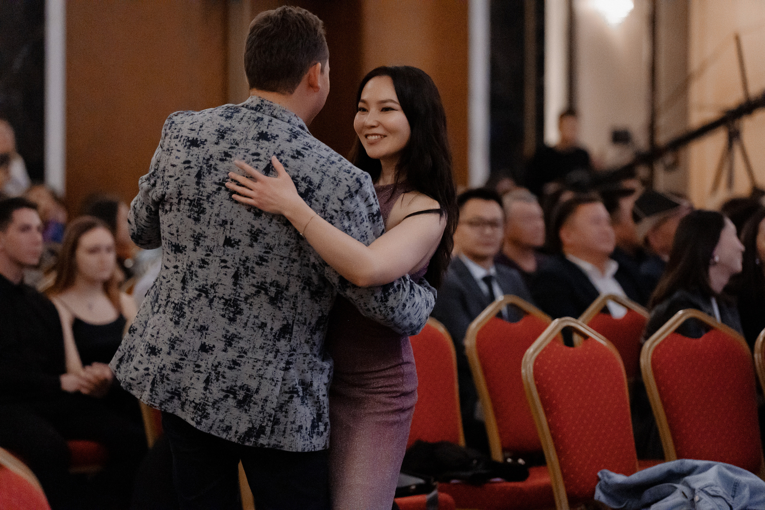Concert Music of Ulan Asamudinov. Азимжан Нуритдинходжаев — свадебный фотограф