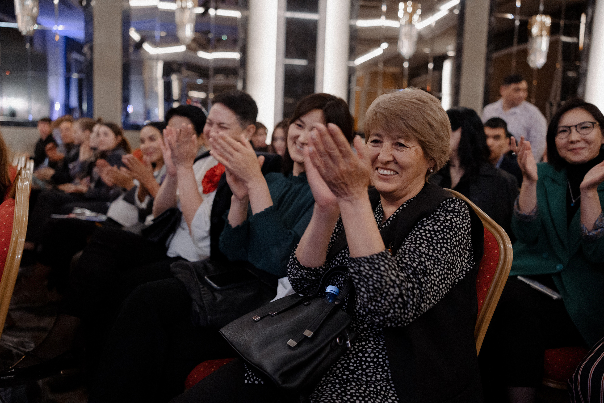 Concert Music of Ulan Asamudinov. Азимжан Нуритдинходжаев — свадебный фотограф