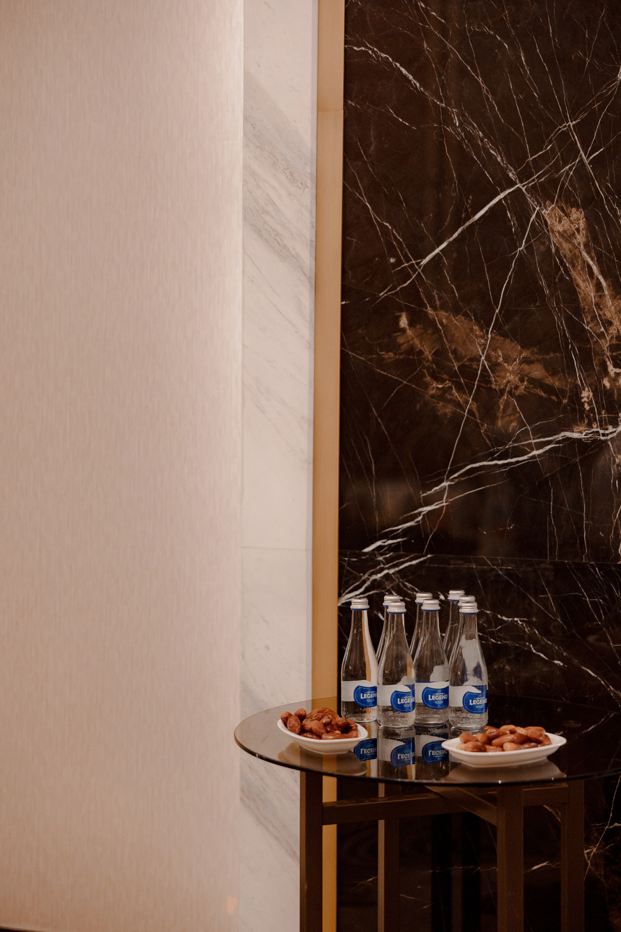 Concert Music of Ulan Asamudinov. Азимжан Нуритдинходжаев — свадебный фотограф