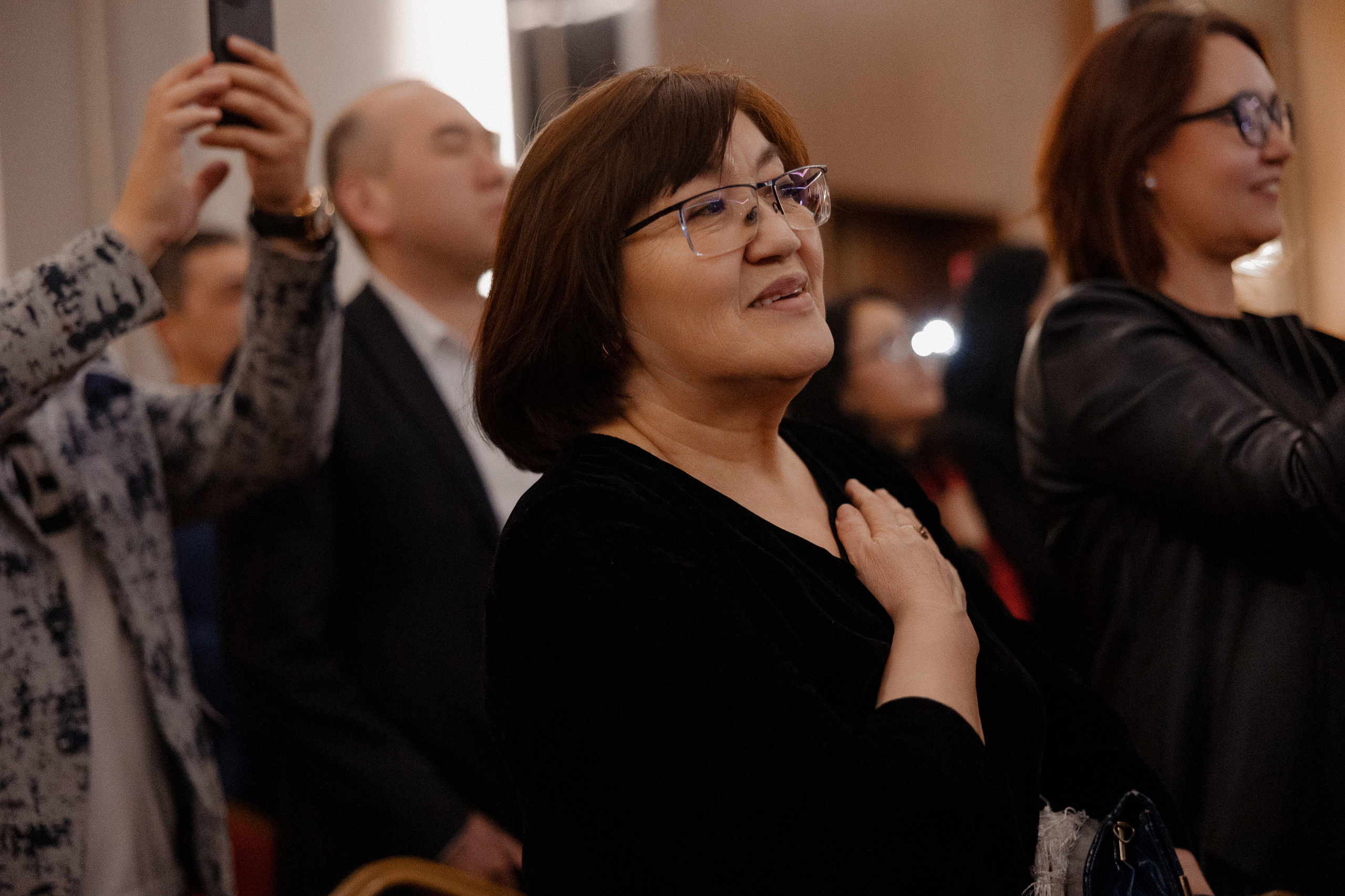 Concert Music of Ulan Asamudinov. Азимжан Нуритдинходжаев — свадебный фотограф