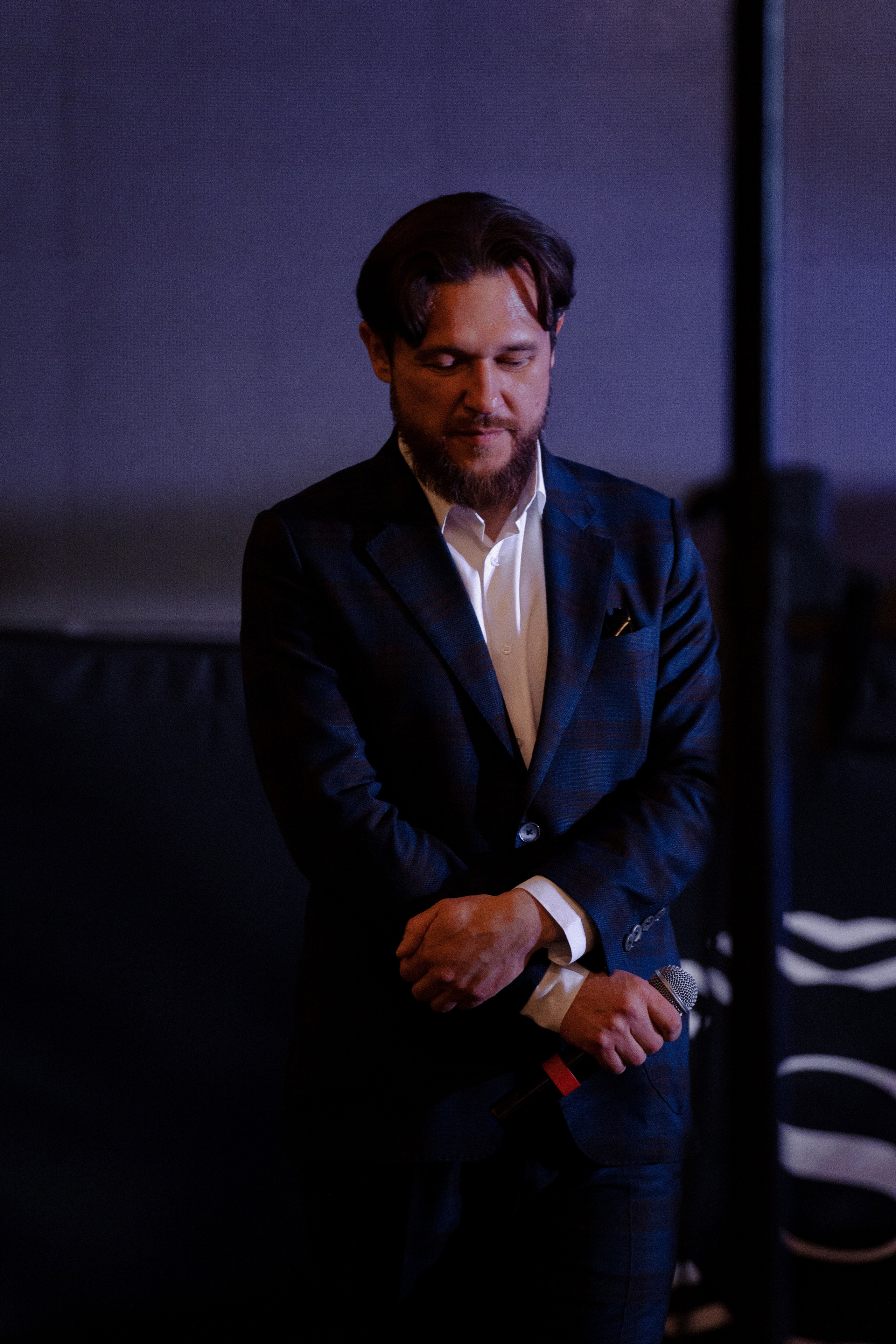 Concert Music of Ulan Asamudinov. Азимжан Нуритдинходжаев — свадебный фотограф