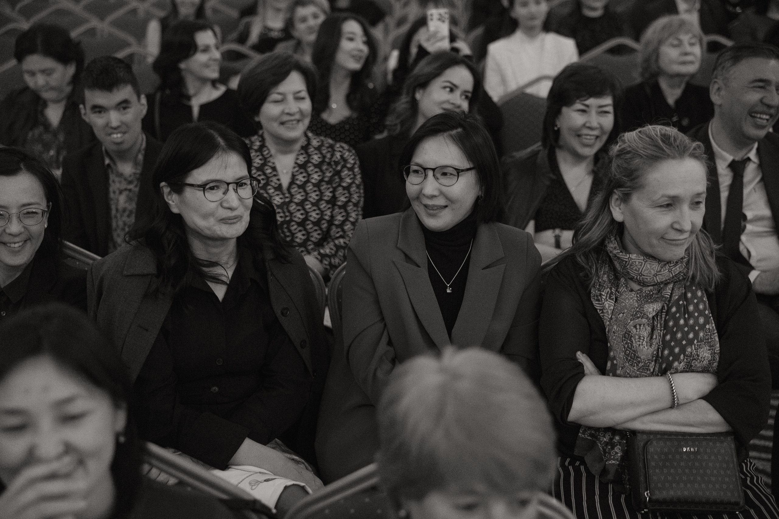 Concert Music of Ulan Asamudinov. Азимжан Нуритдинходжаев — свадебный фотограф