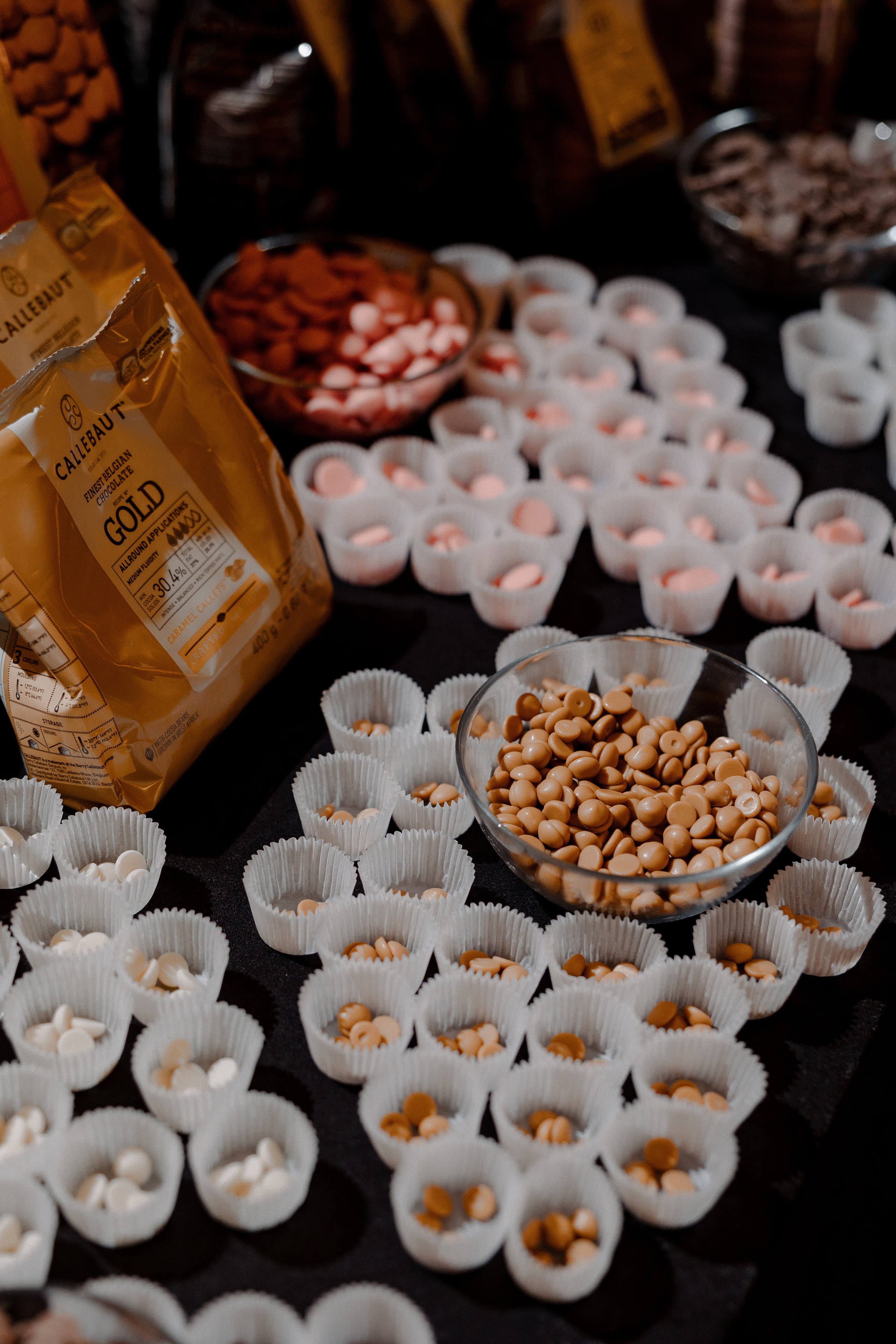 Concert Music of Ulan Asamudinov. Азимжан Нуритдинходжаев — свадебный фотограф