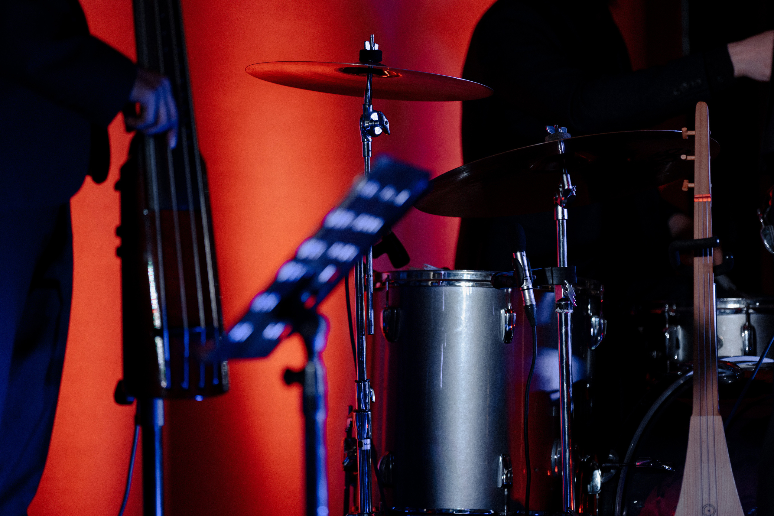 Concert Music of Ulan Asamudinov. Азимжан Нуритдинходжаев — свадебный фотограф