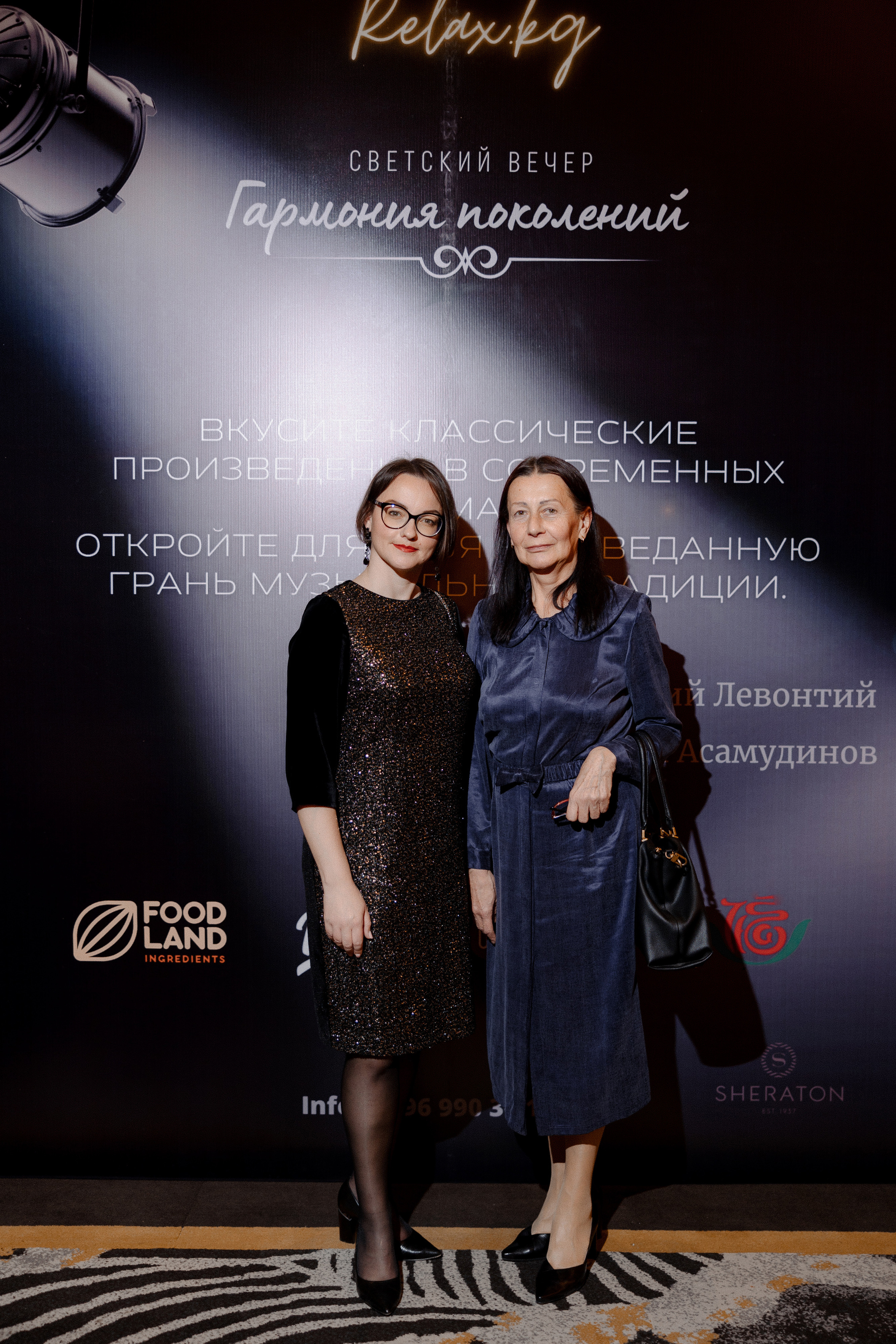 Concert Music of Ulan Asamudinov. Азимжан Нуритдинходжаев — свадебный фотограф