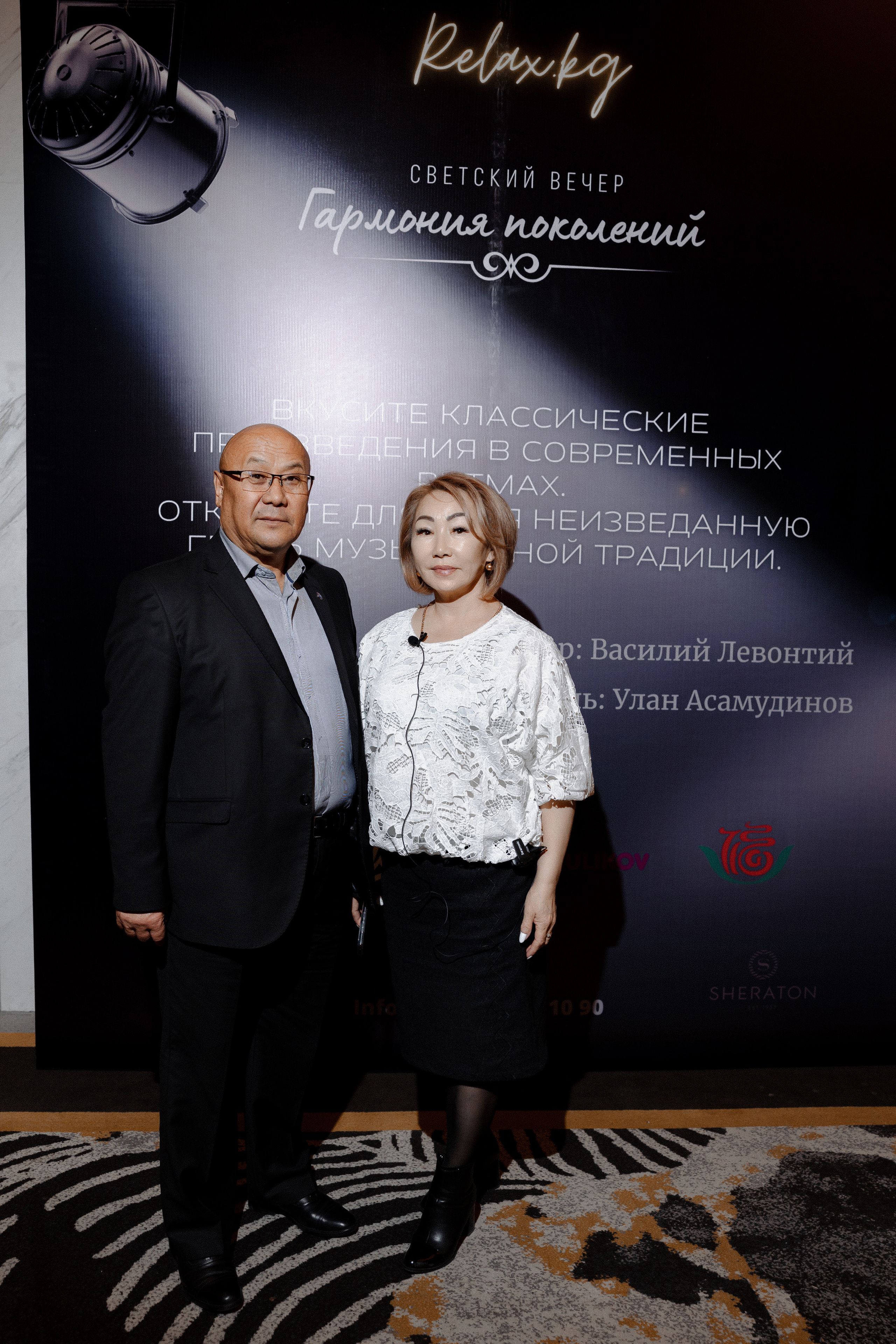 Concert Music of Ulan Asamudinov. Азимжан Нуритдинходжаев — свадебный фотограф