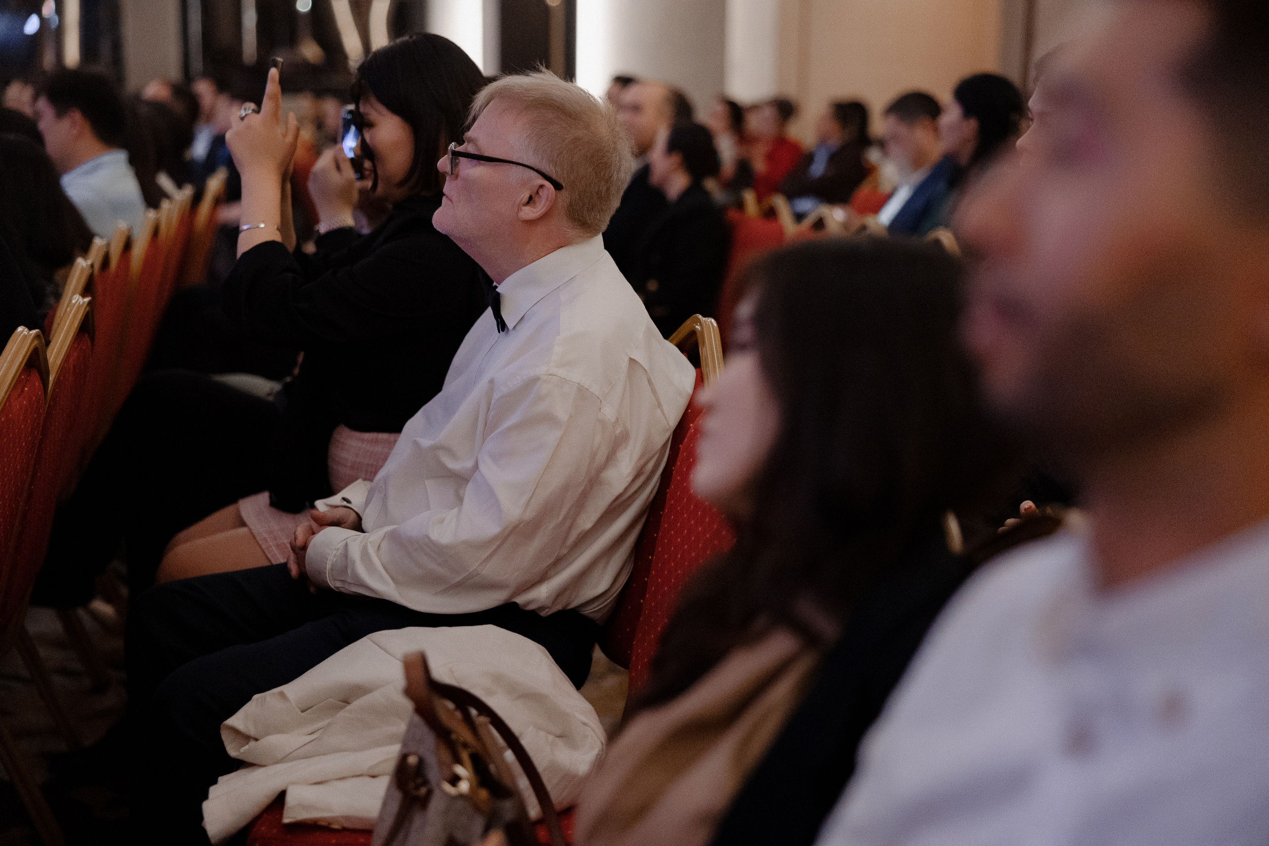 Concert Music of Ulan Asamudinov. Азимжан Нуритдинходжаев — свадебный фотограф