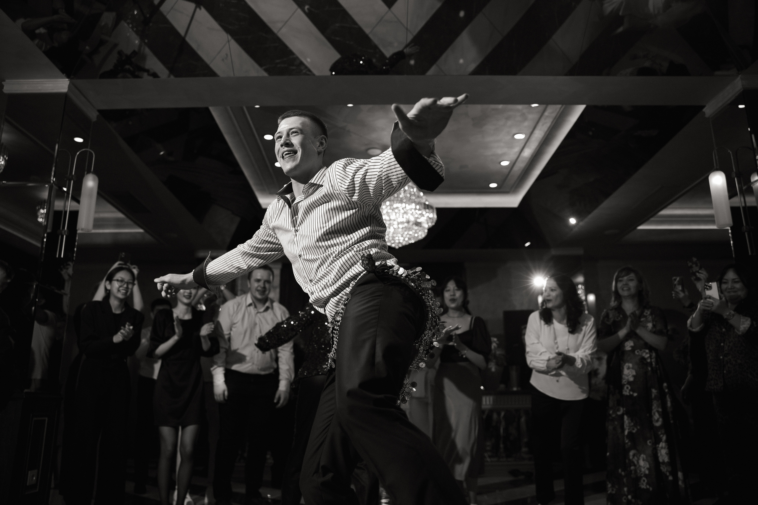 Максим и Виктория. Азимжан Нуритдинходжаев — свадебный фотограф