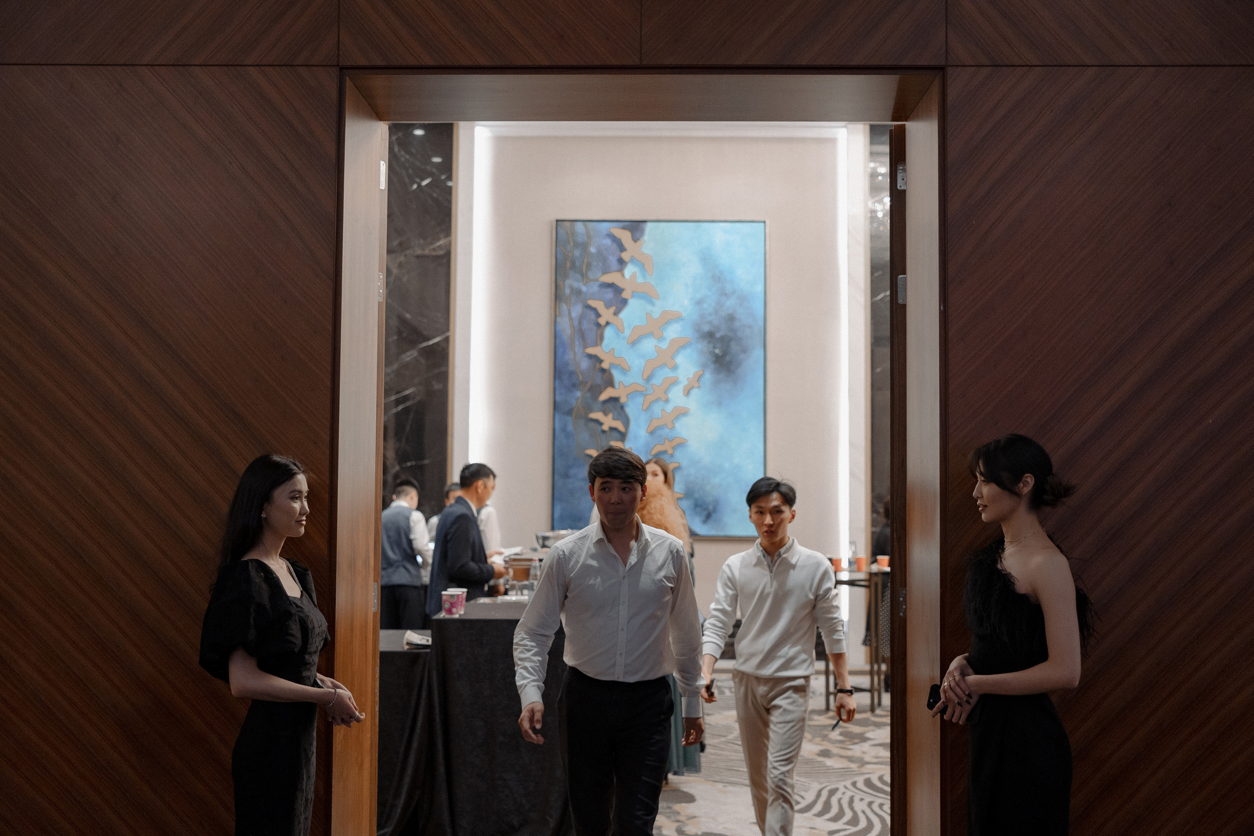 Concert Music of Ulan Asamudinov. Азимжан Нуритдинходжаев — свадебный фотограф