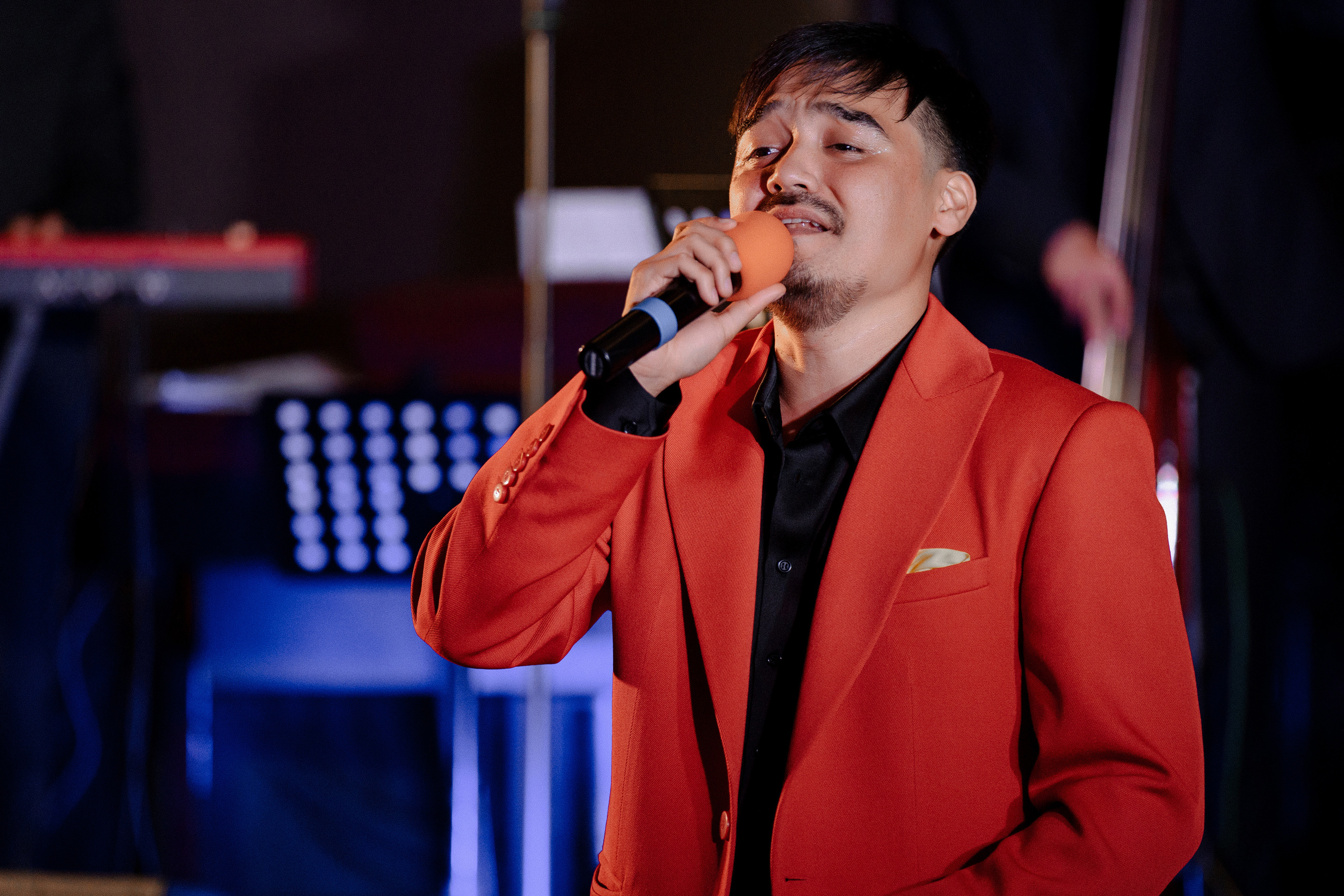 Concert Music of Ulan Asamudinov. Азимжан Нуритдинходжаев — свадебный фотограф