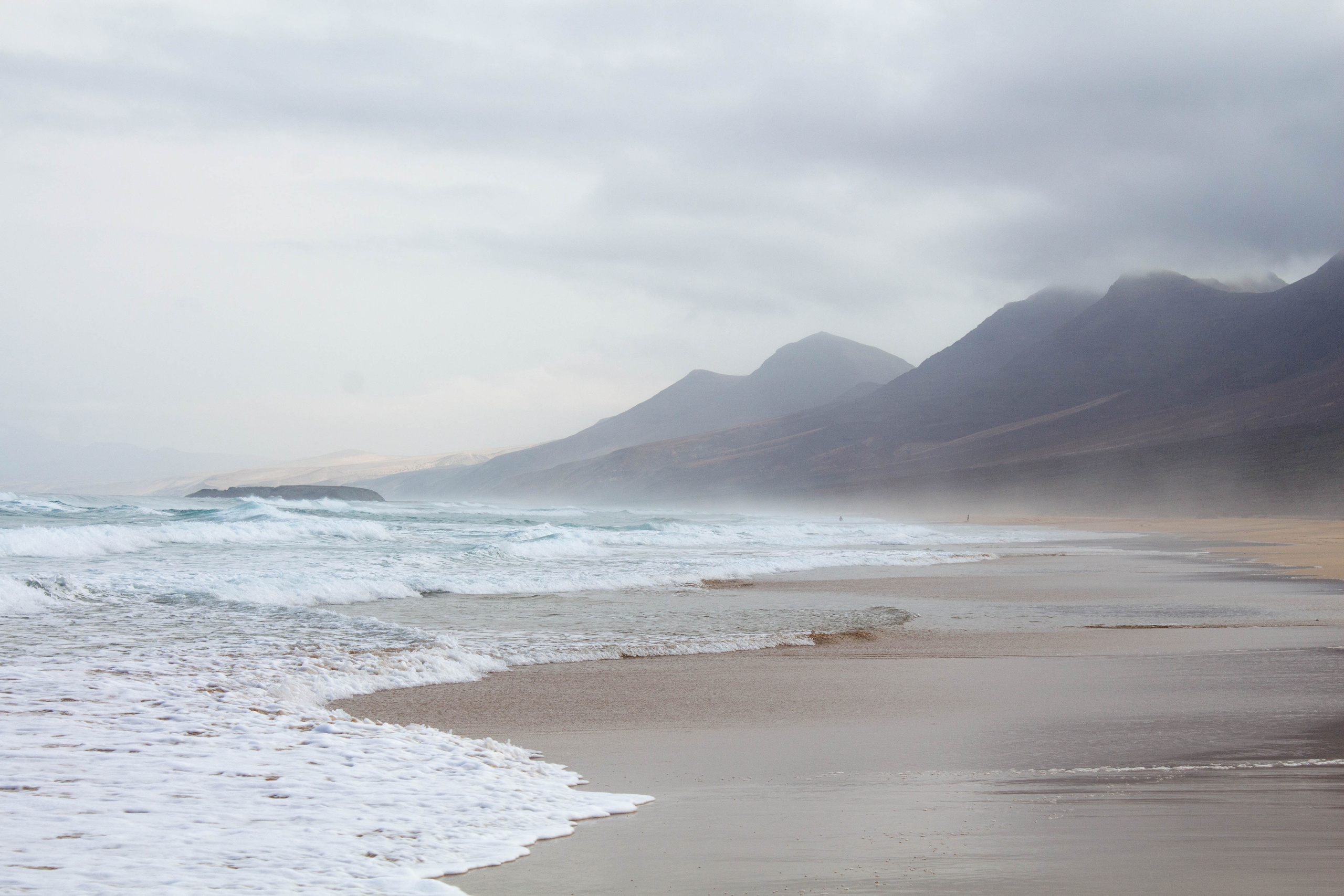 Canary Islands. Look Around You
