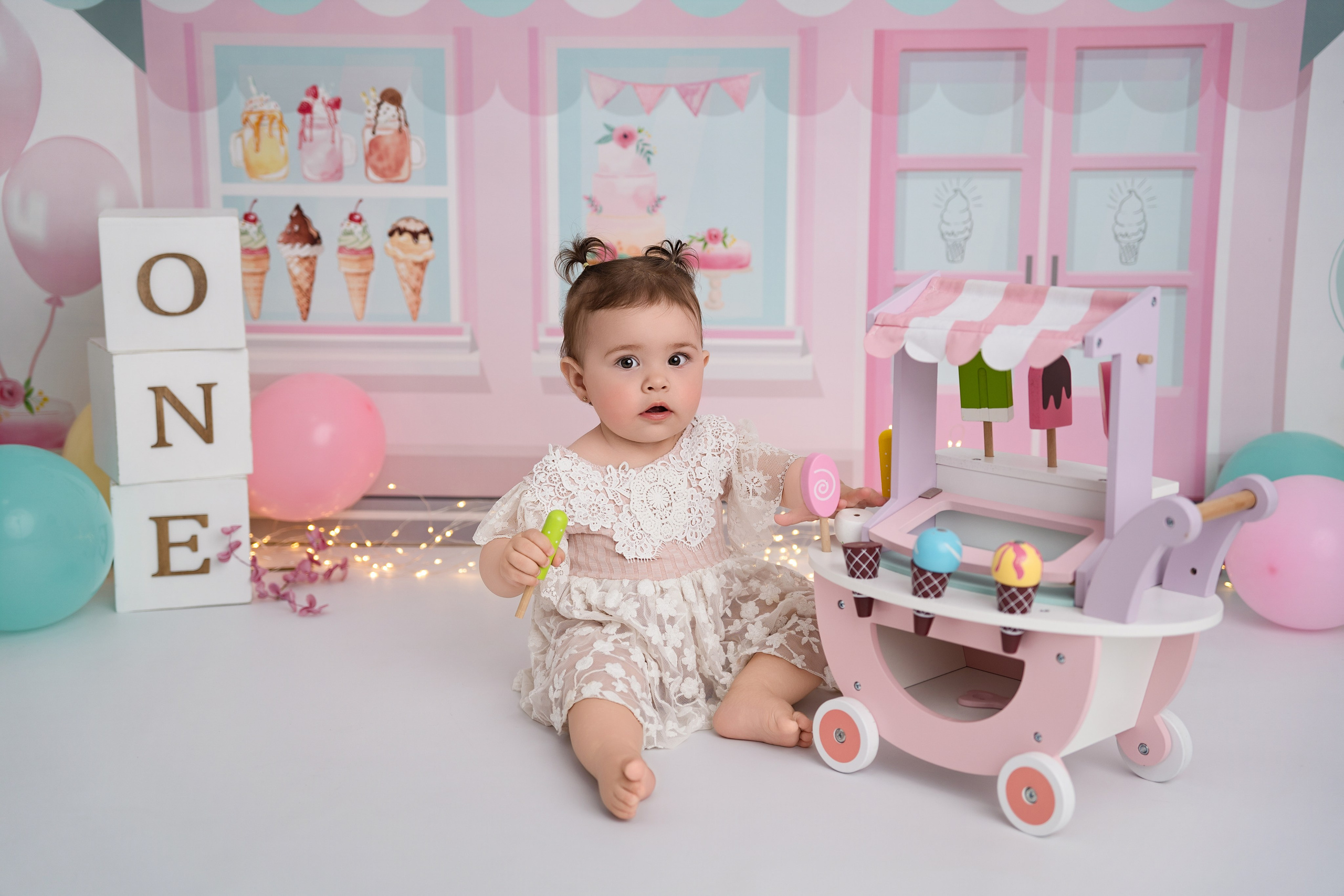 Smash the cake. Fotograf maternitate, nou-născuți și familie în Cluj-Napoca | Roxana Rusu