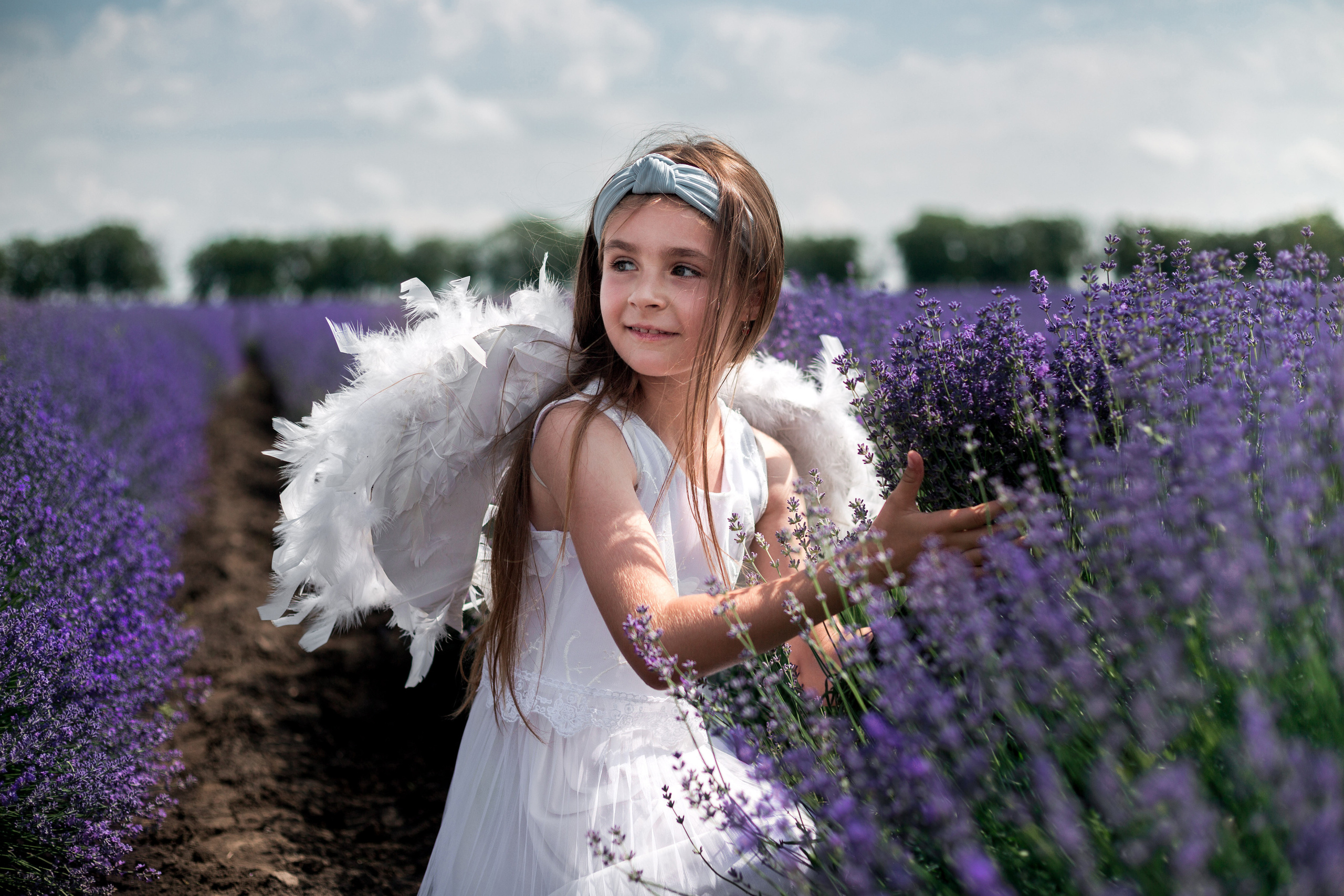 LAVANDA. Fotograf de nuntă și familie în Chișinău Sava Simion