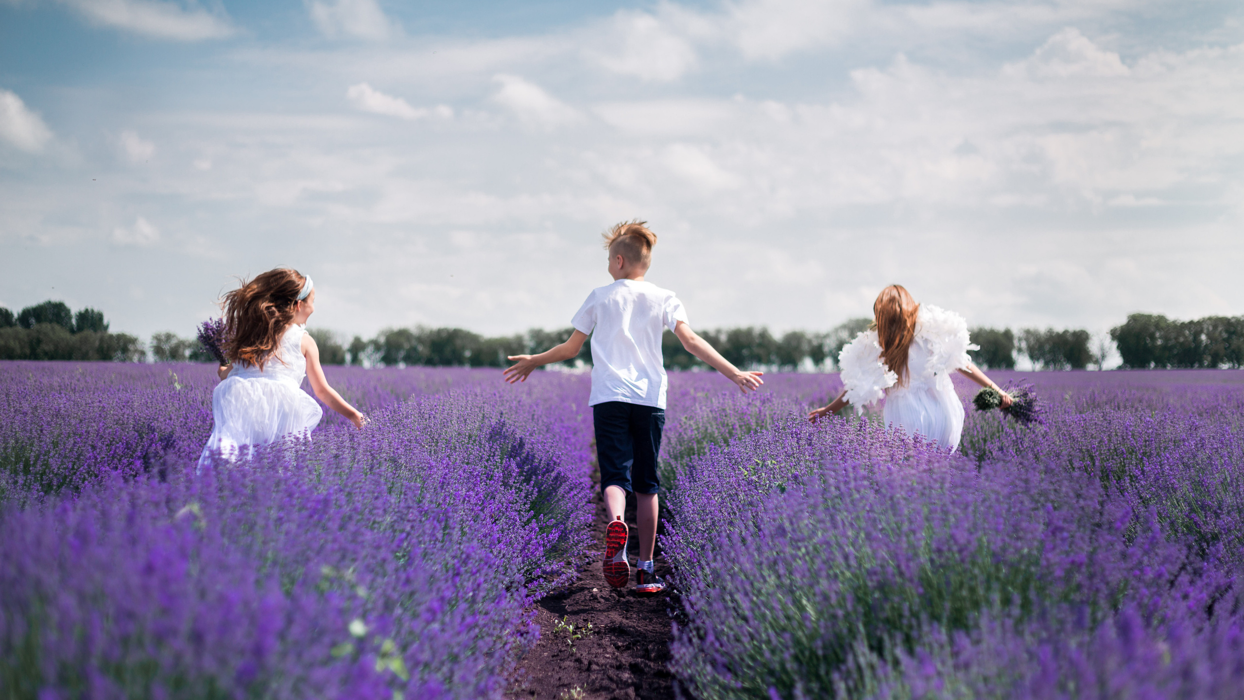 LAVANDA. Fotograf de nuntă și familie în Chișinău Sava Simion